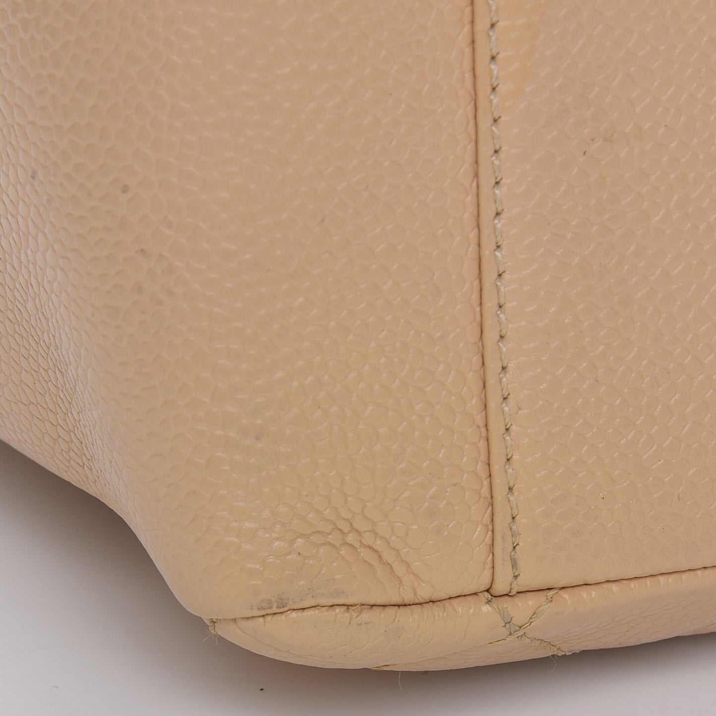 Caviar Quilted Grand Shopping Tote GST Beige Clair
