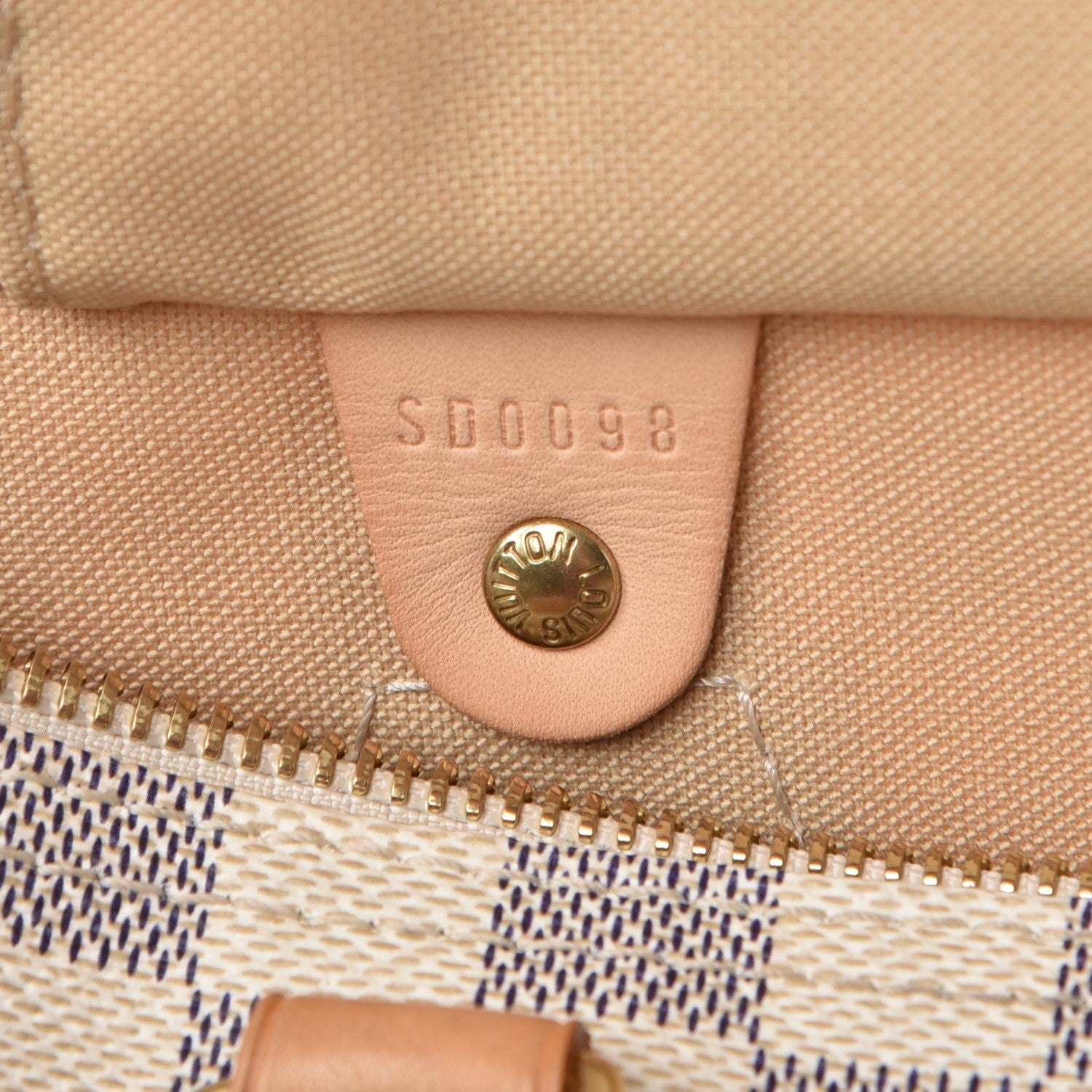 Louis Vuitton Damier Azur Speedy 30 7 of 9