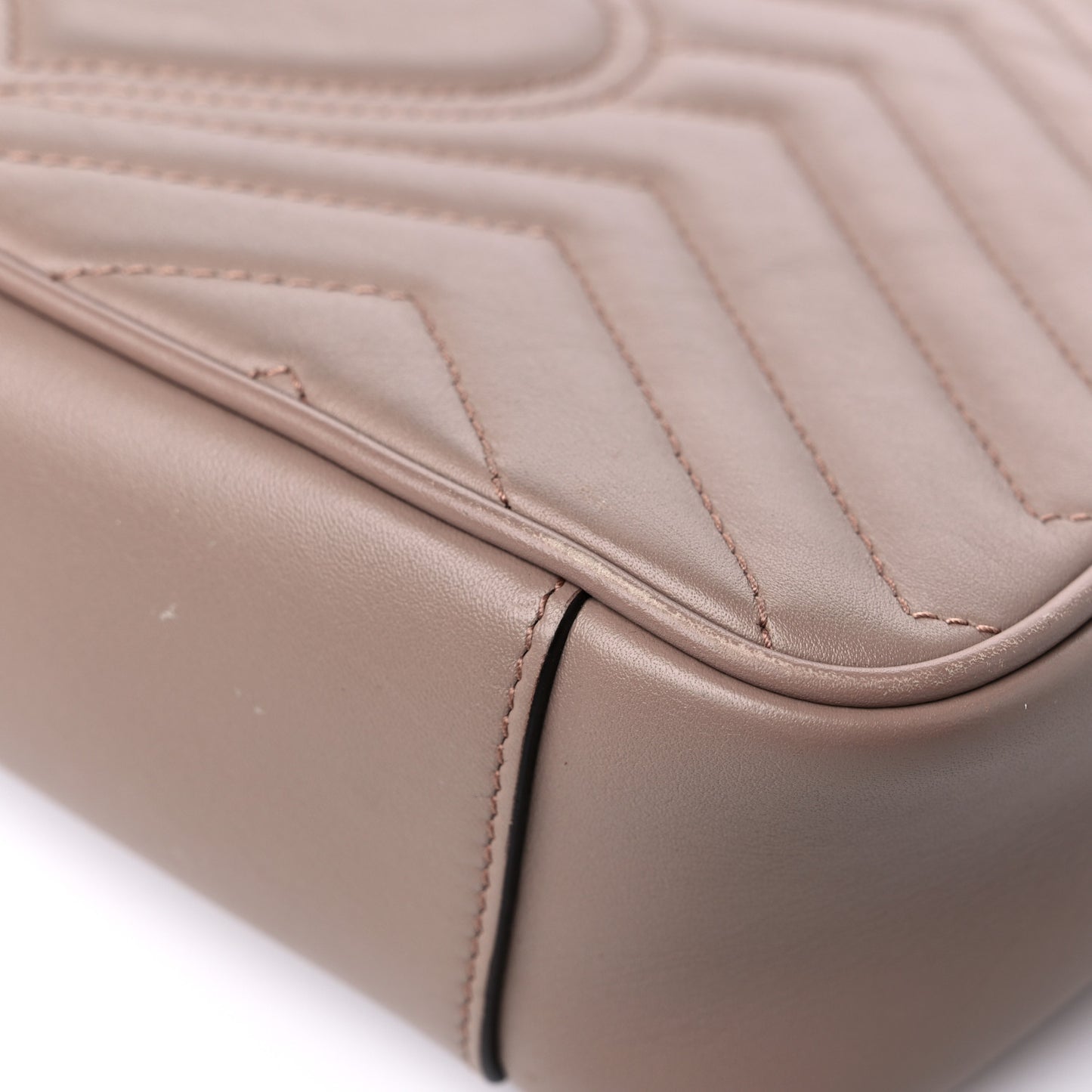 Calfskin Matelasse Small GG Marmont Shoulder Bag Porcelain Rose