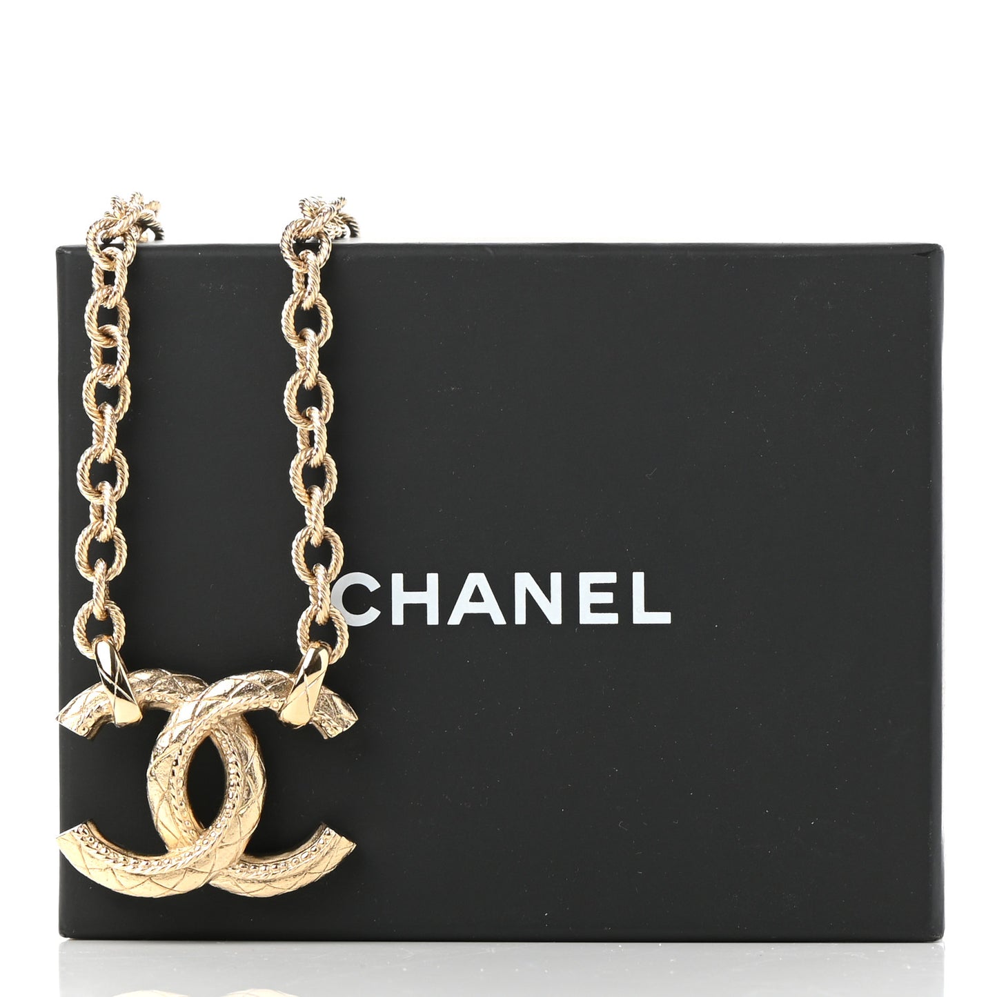Metal Quilted CC Necklace Gold