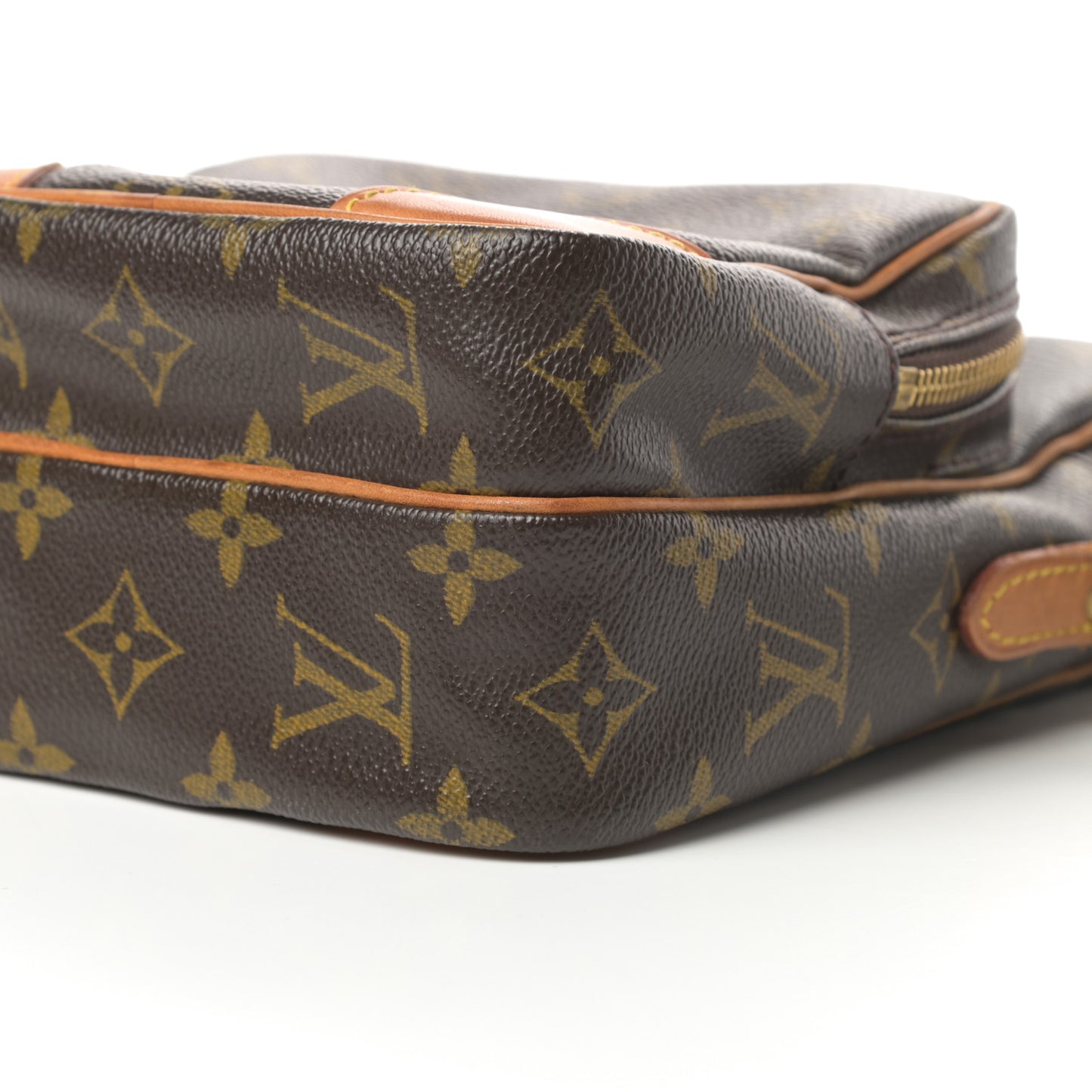Monogram Amazone