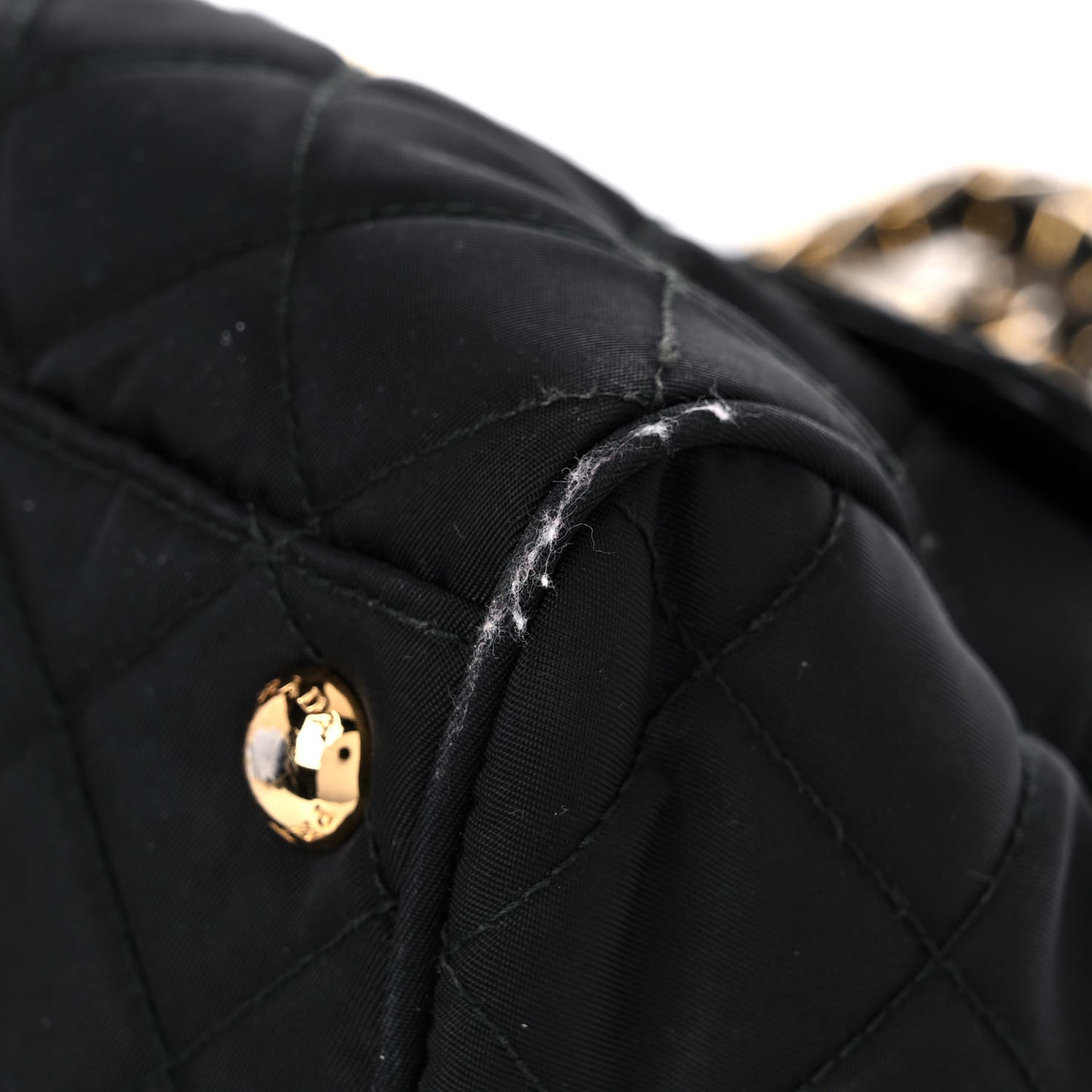 Nylon Tessuto Impuntu Quilted Flap Black