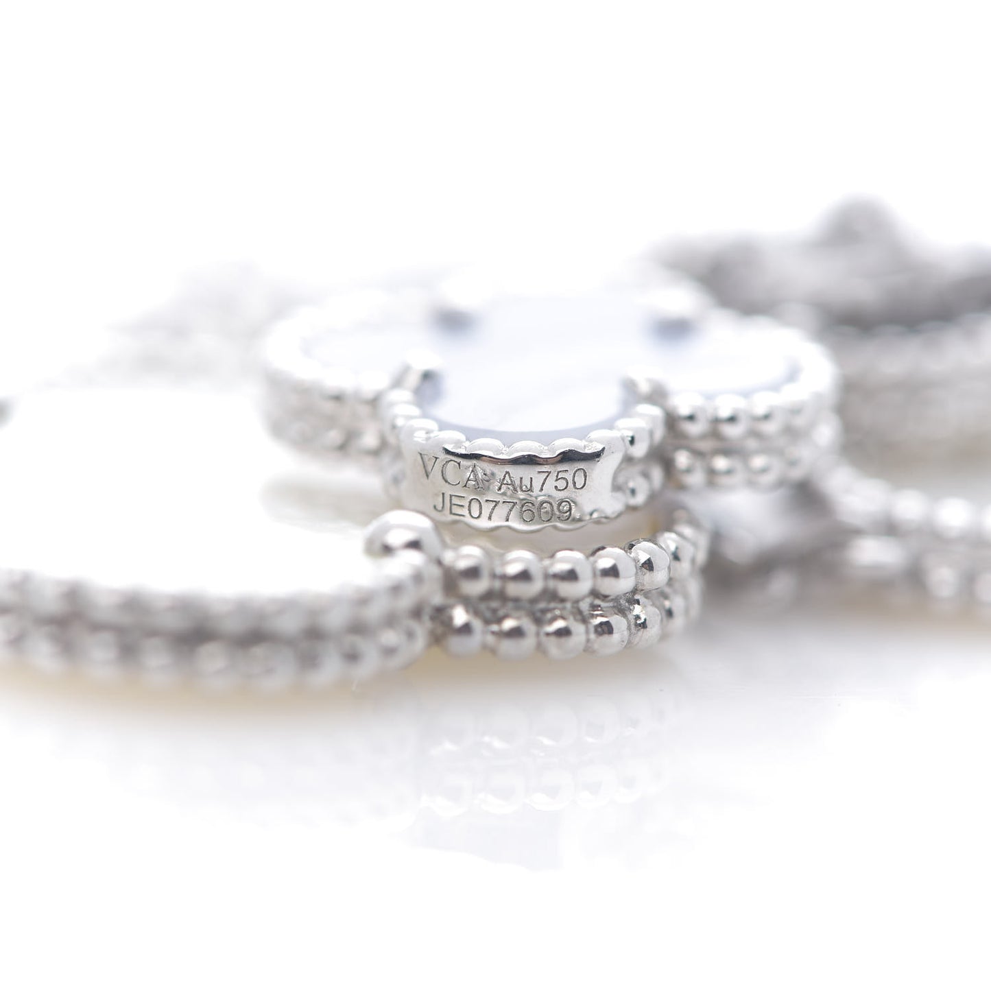 18K White Gold Chalcedony Mother of Pearl 5 Motifs Magic Alhambra Bracelet