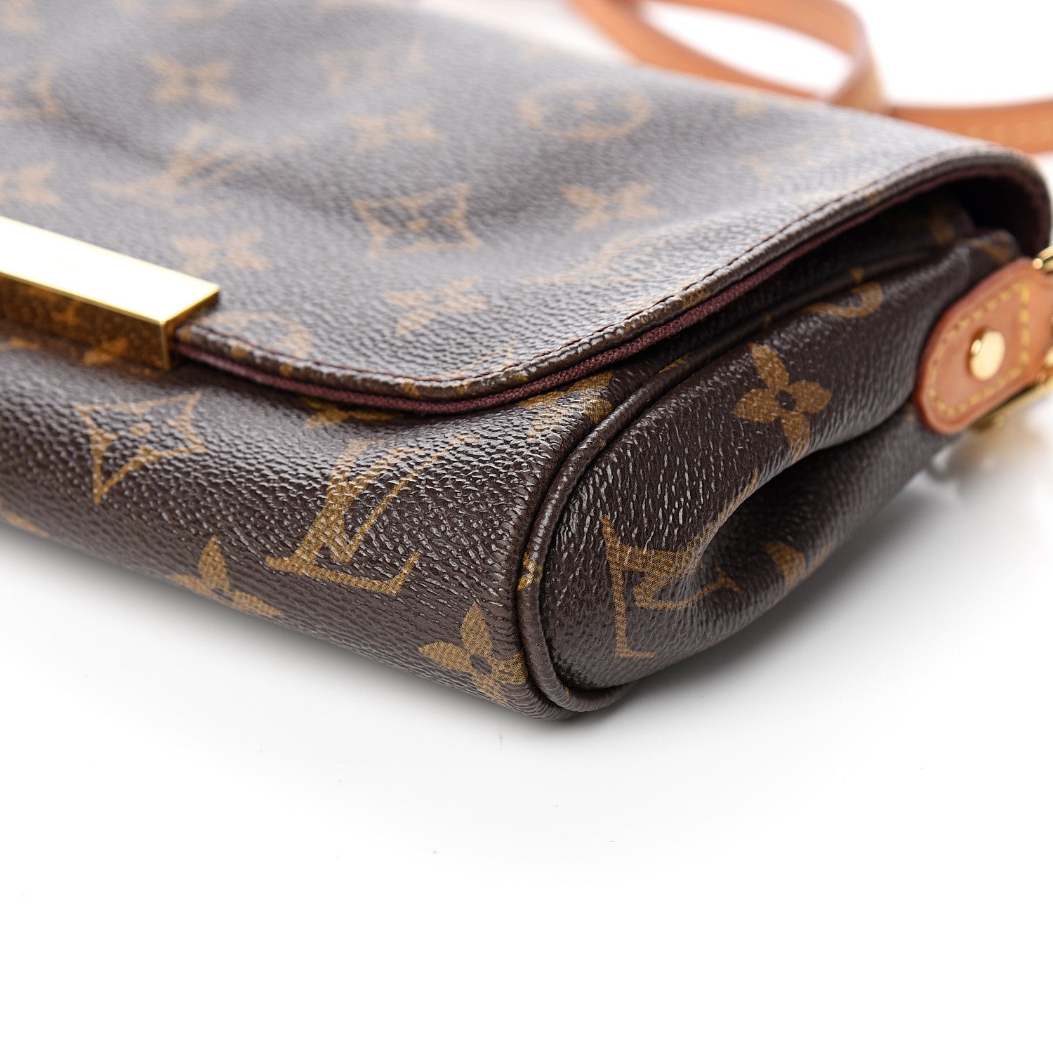 Louis Vuitton Monogram Favorite PM 8 of 9