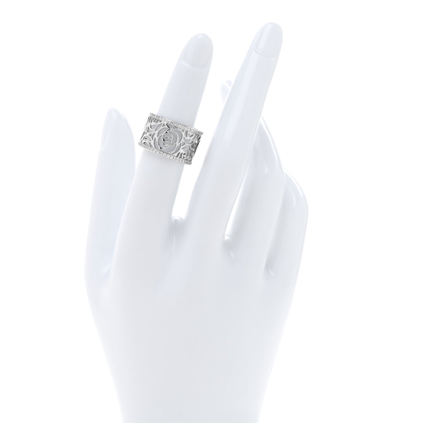 18K White Gold Diamond Camellia Ajoure Band Ring 51 5.75