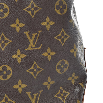 Louis Vuitton Monogram Cabas Mezzo 21 of 22