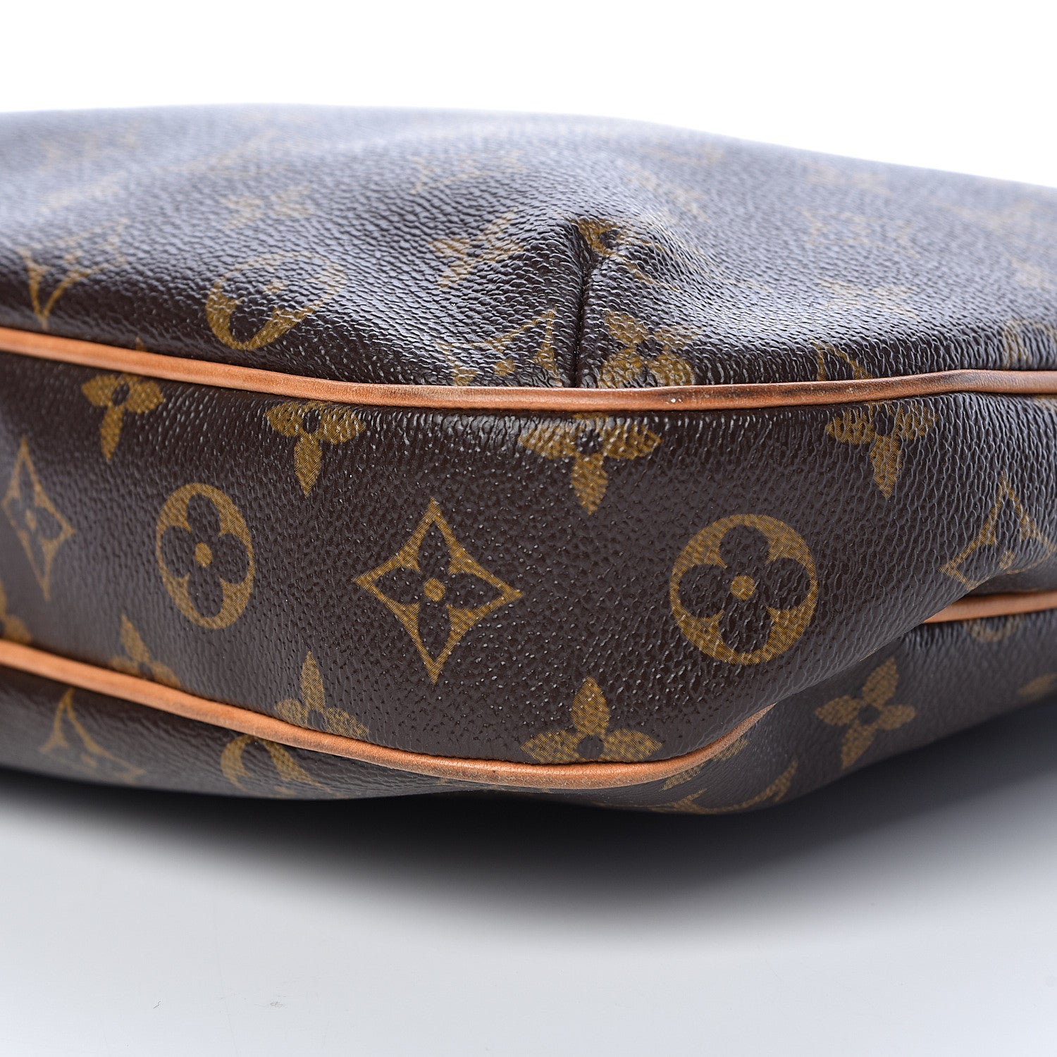 Louis Vuitton Monogram Odeon MM 10 of 15