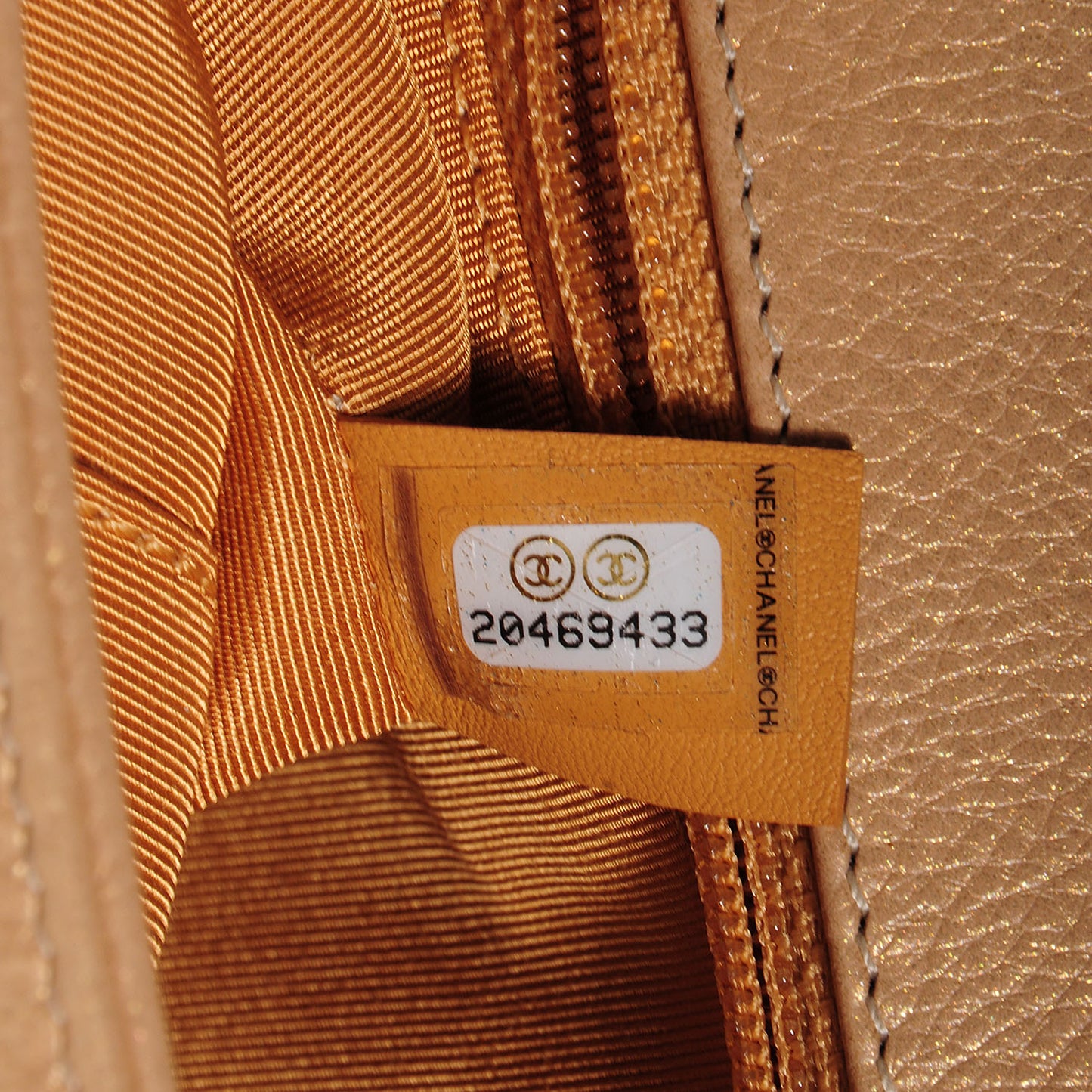 Pearl Calfskin New Medium Boy Flap Gold
