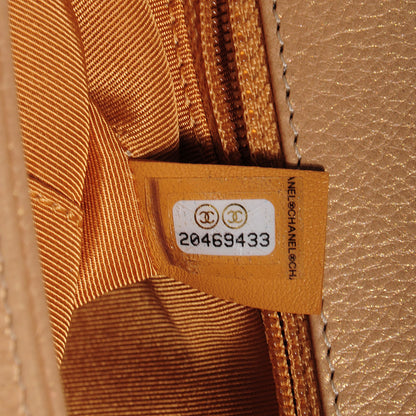 Chanel Pearl Calfskin New Medium Boy Flap Gold 9 of 9