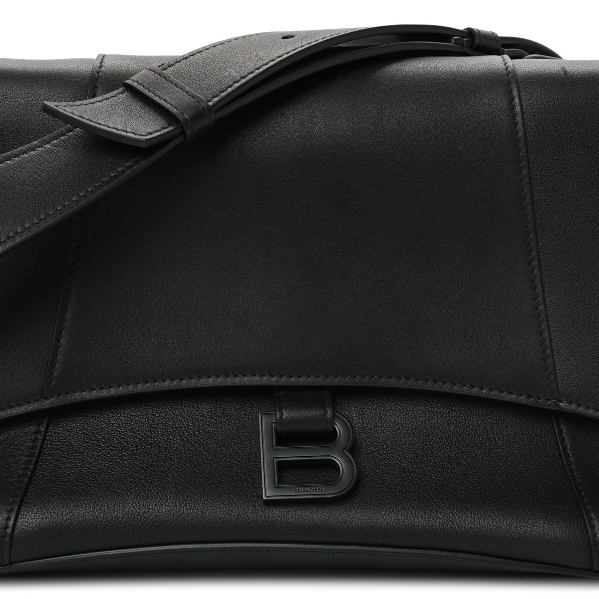 Balenciaga Grained Calfskin Monochrome M Downtown Shoulder Bag Black 8 of 10