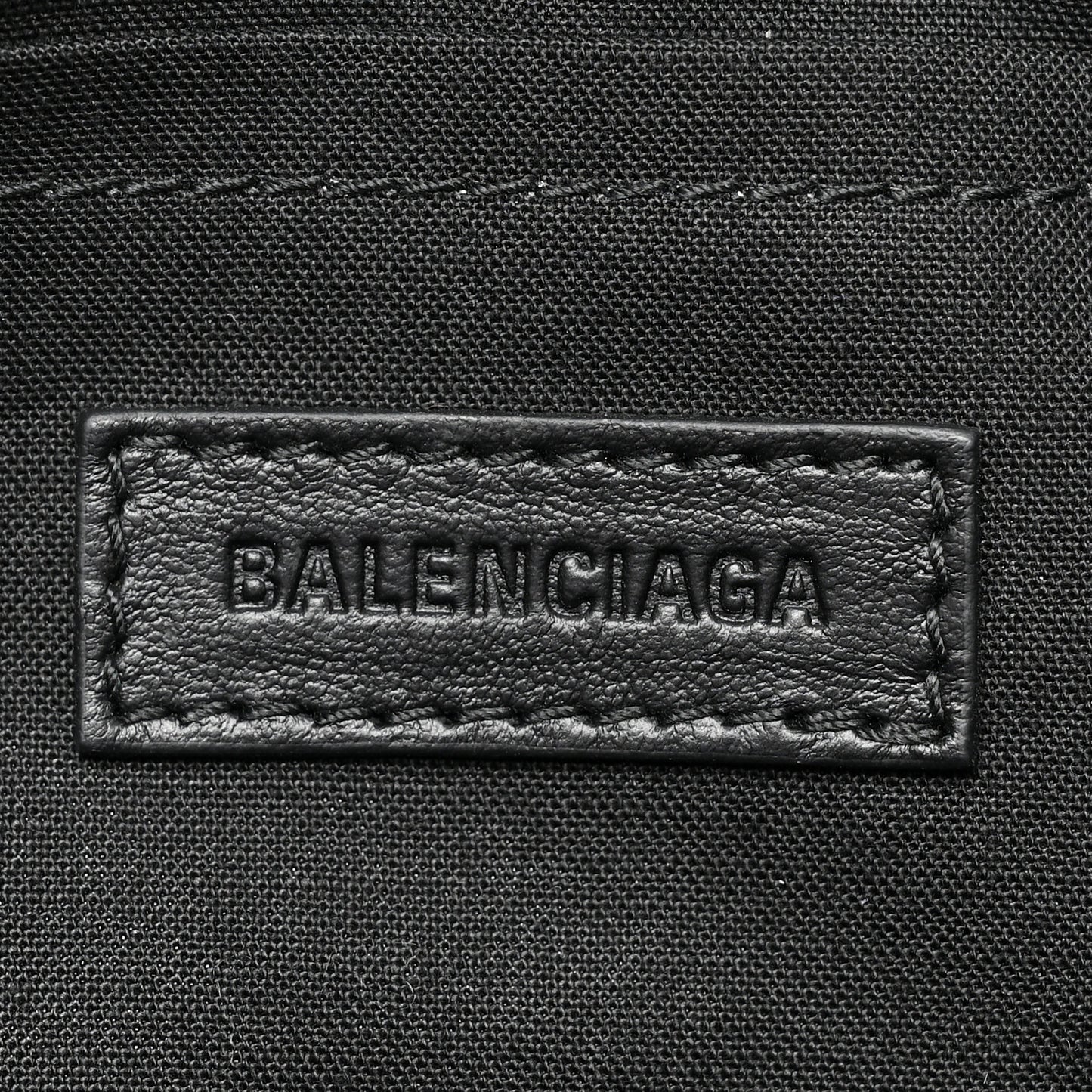 Agneau Arena Small Le Cagole Sling Bag Black