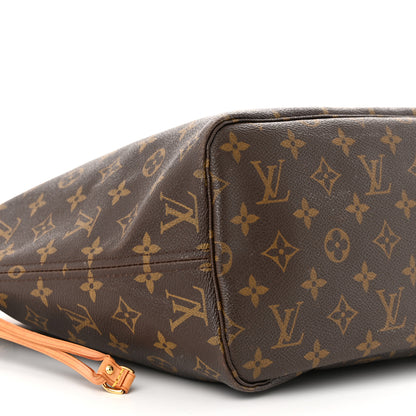 Louis Vuitton Monogram Neverfull MM 8 of 12