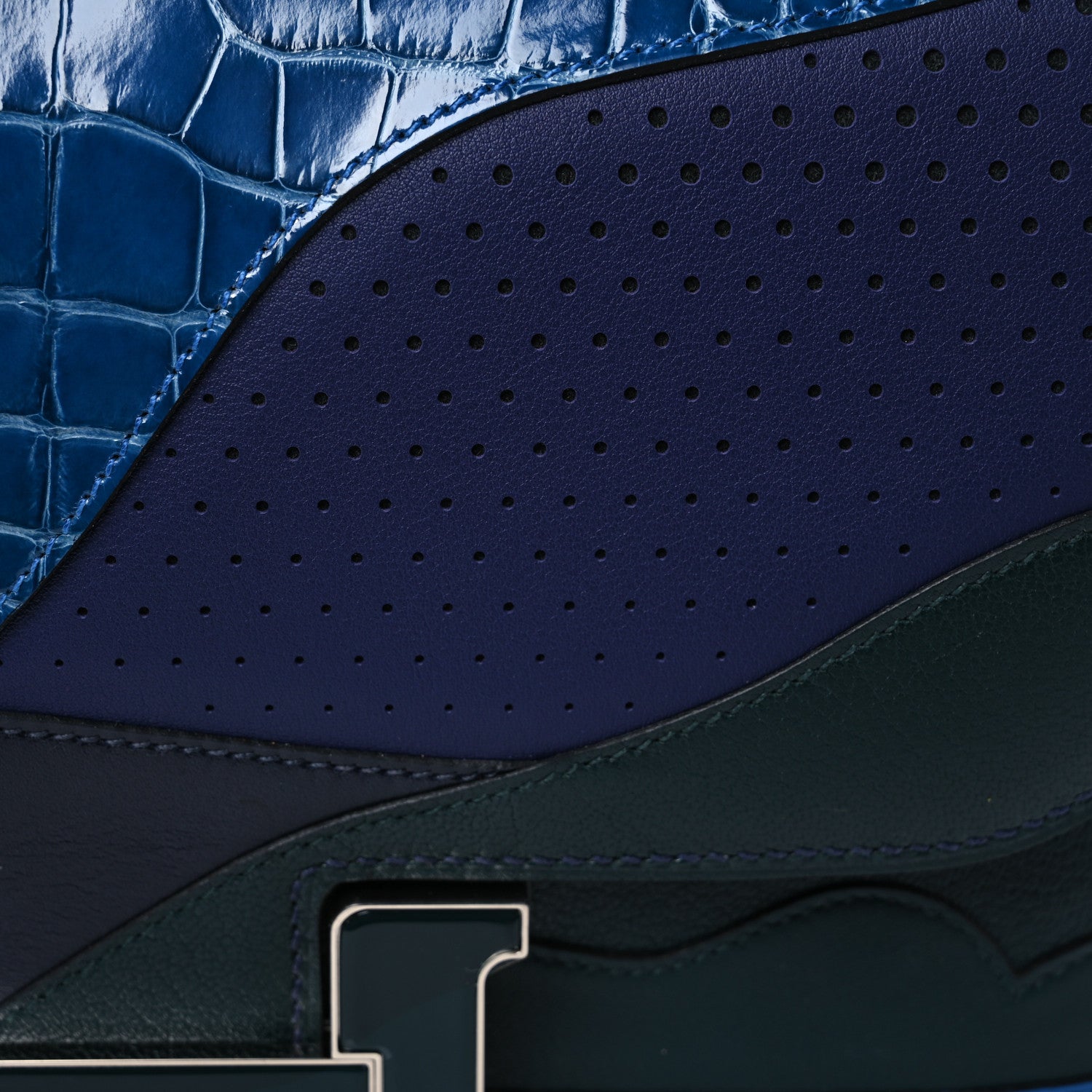 Hermes Shiny Alligator Swift Perforated Lizard Endless Road Constance 24 Bleu Zellige Bleu Encre Blue Nuit Vert Anglais 8 of 11