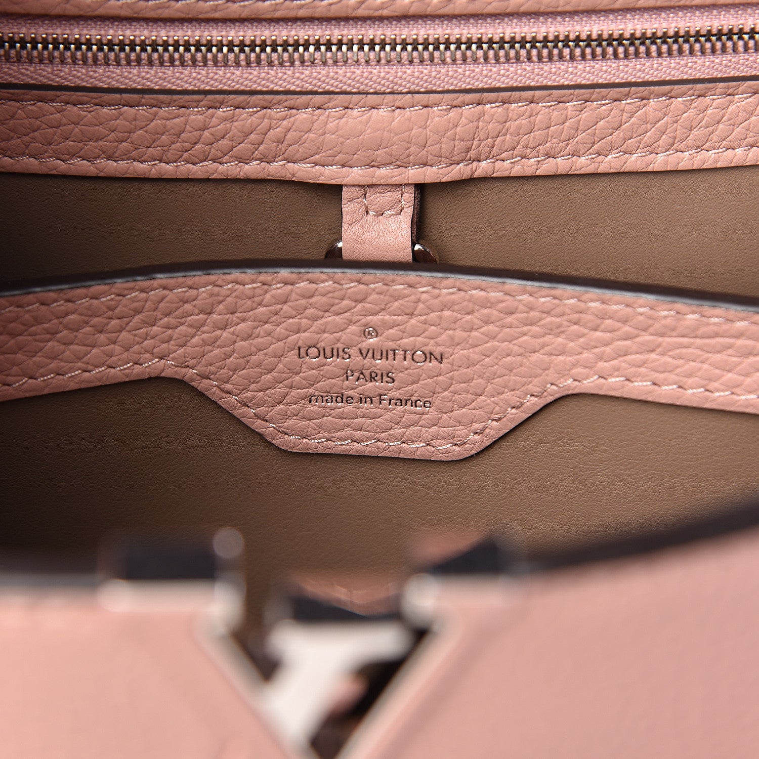 Louis Vuitton Taurillon Capucines BB Magnolia 7 of 10