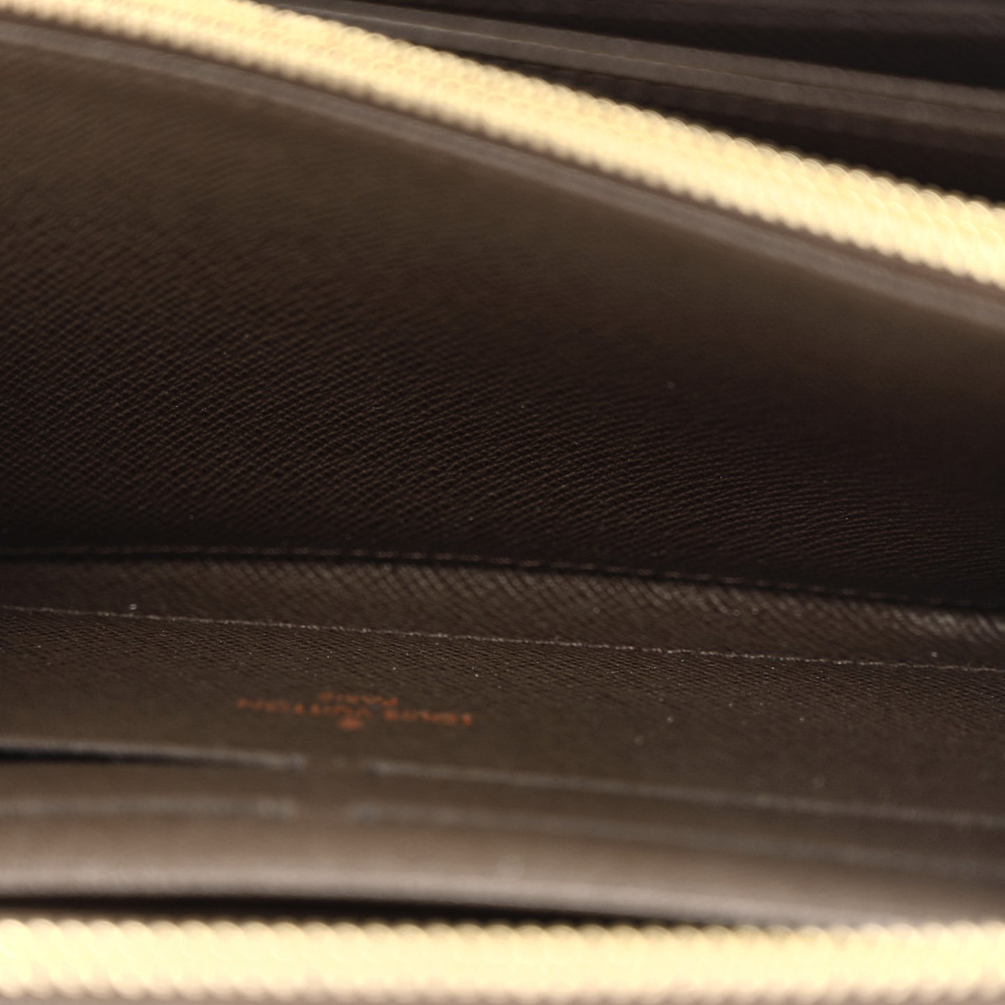 Damier Ebene Zippy Wallet