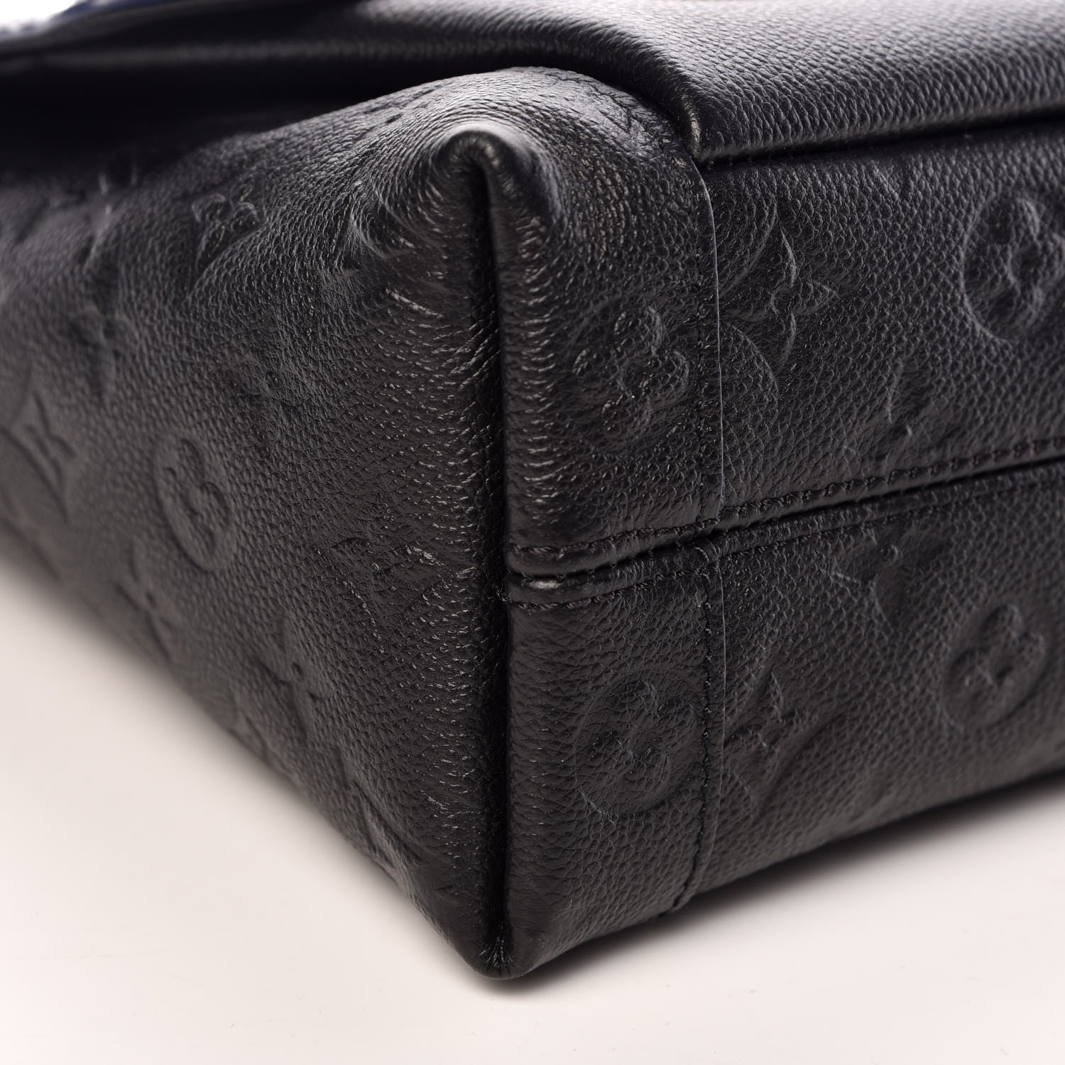 Louis Vuitton Empreinte Blanche MM Black 6 of 9