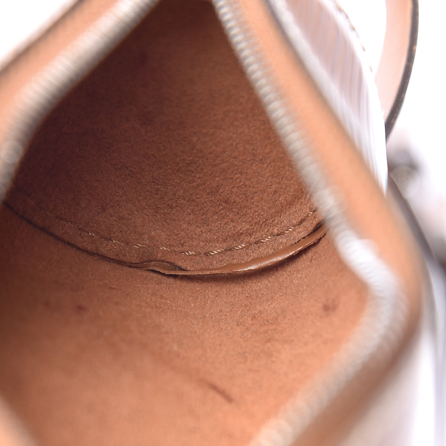 Louis Vuitton Epi Soufflot Cannelle 9 of 15
