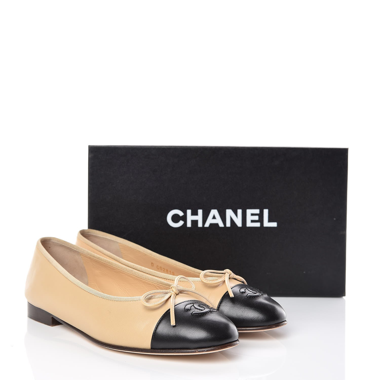 Chanel Lambskin Cap Toe CC Ballerina Flats 39 Beige Black 12 of 12
