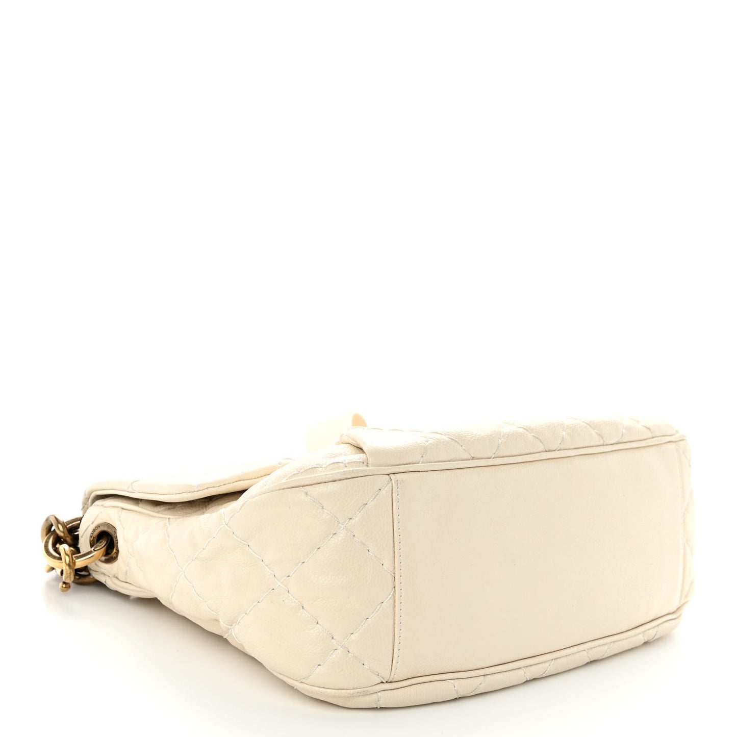 Crumpled Grained Calfskin Medium Coco Pleats Messenger Flap Dark White