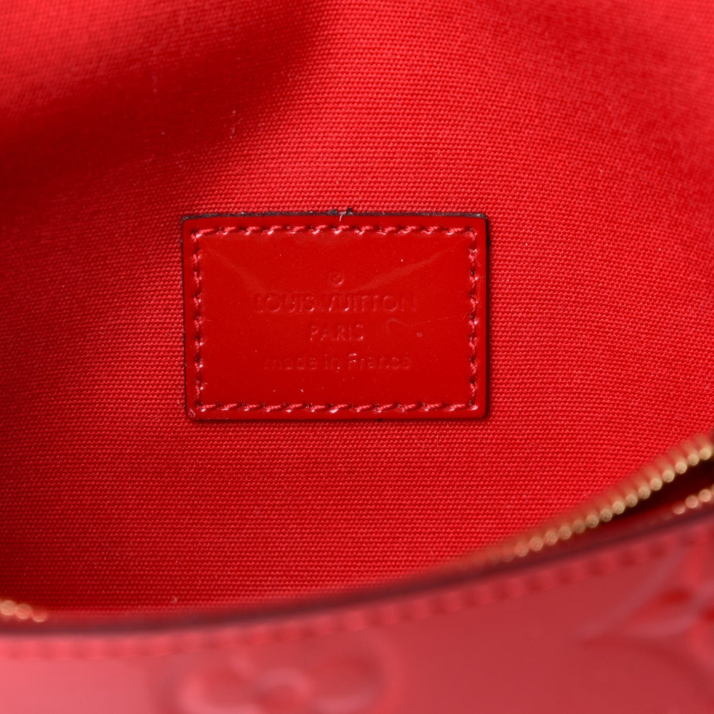Vernis Lucie Pouch Cherry