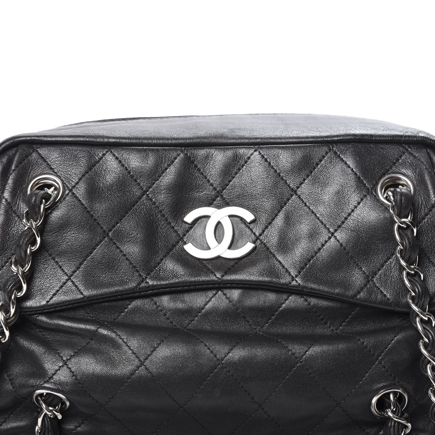 Lambskin Quilted Medium Chain Around Tote Black