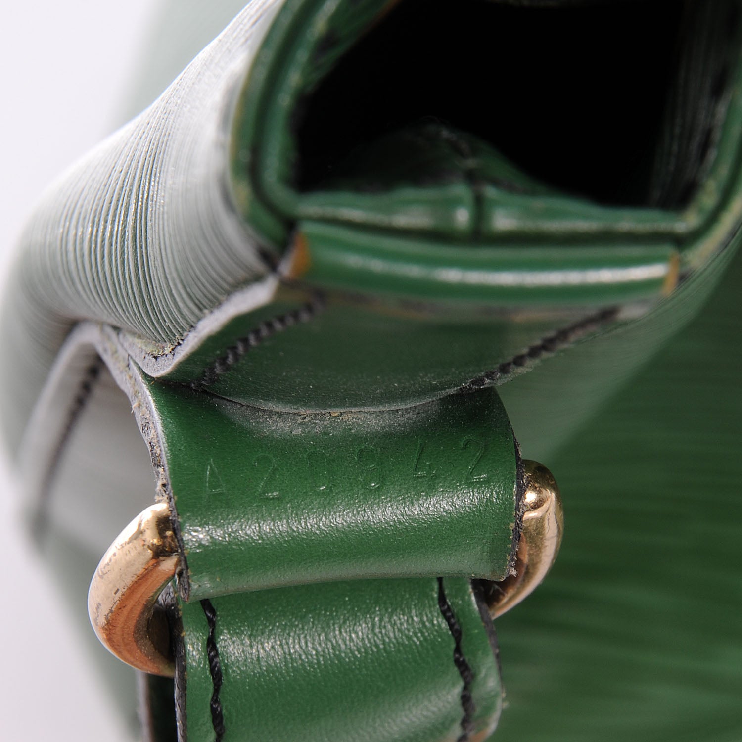Louis Vuitton Epi Petit Noe Borneo 12 of 12