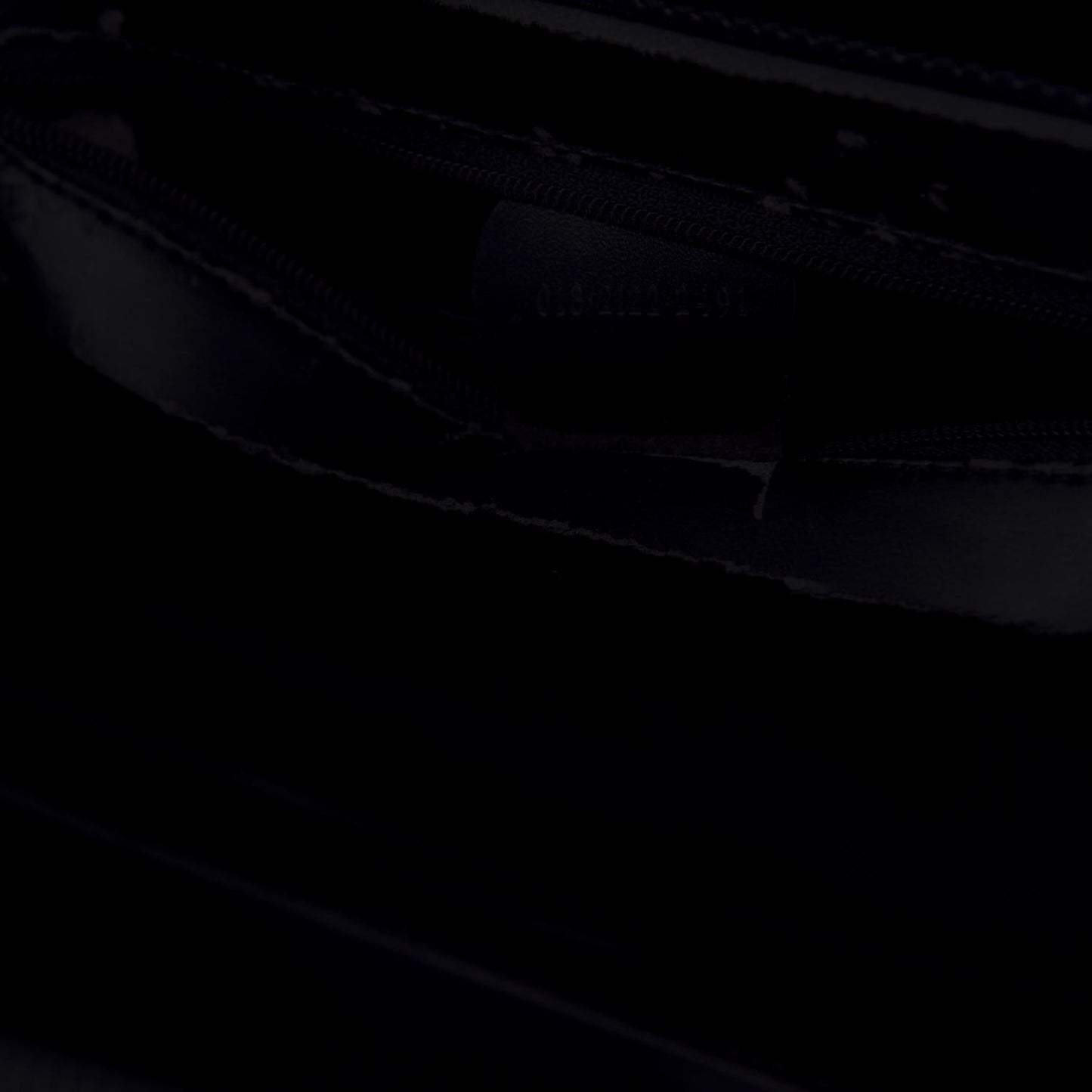 Patent Calfskin Bamboo Cosmetic Case Black