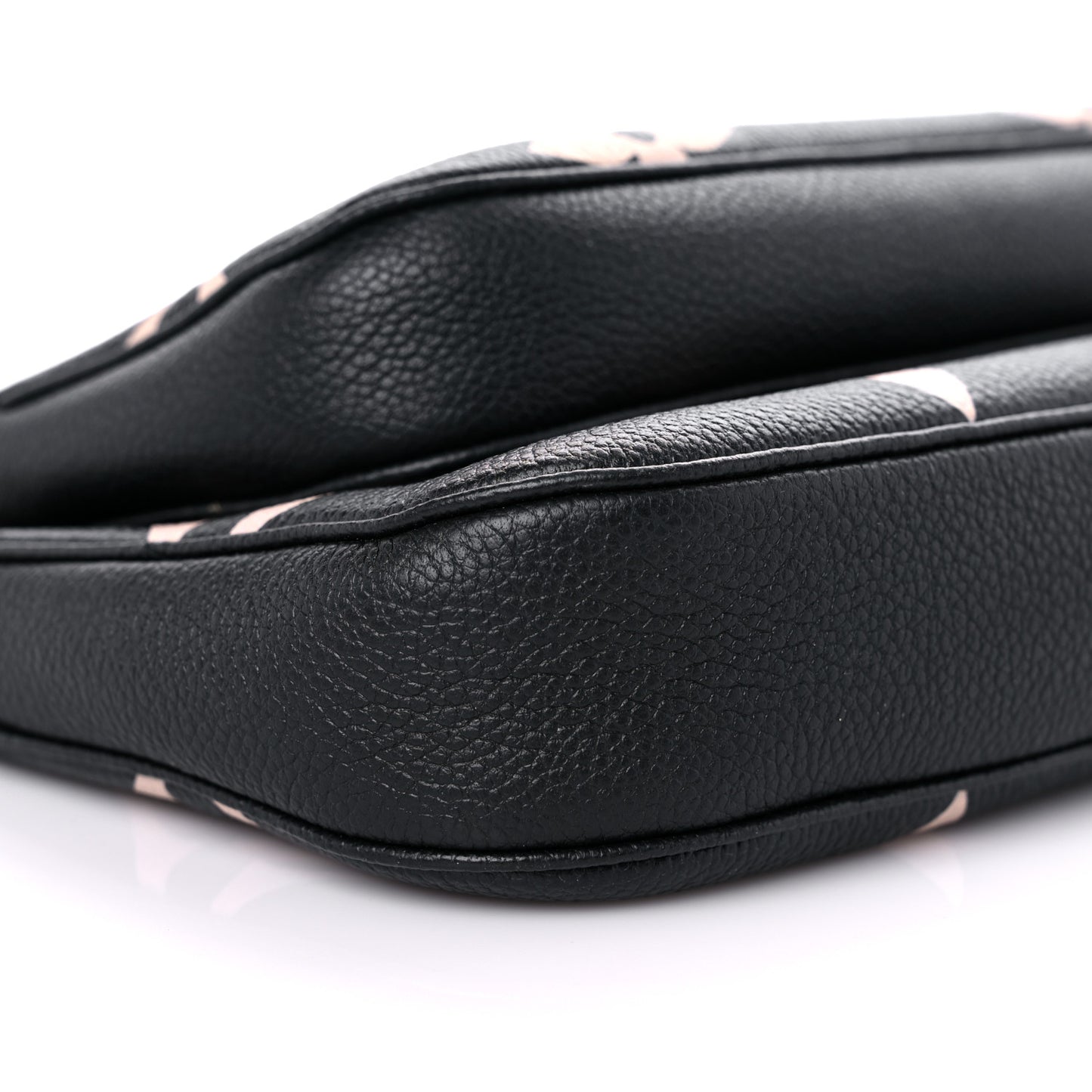 Empreinte Monogram Giant Multi Pochette Accessories Black Beige