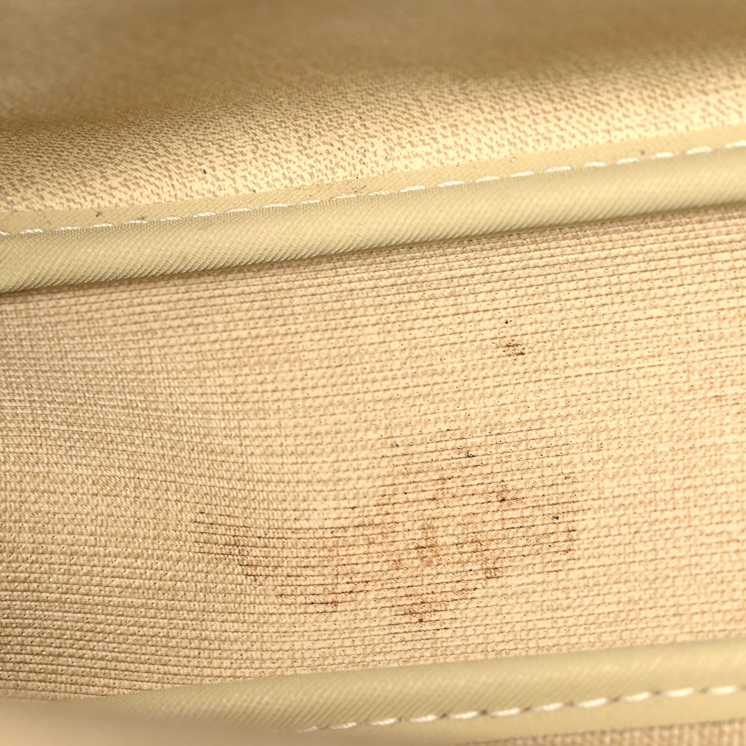 Louis Vuitton Monogram Reporter PM 10 of 10