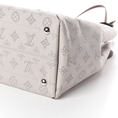 Louis Vuitton Mahina Hina MM Mist 8 of 8