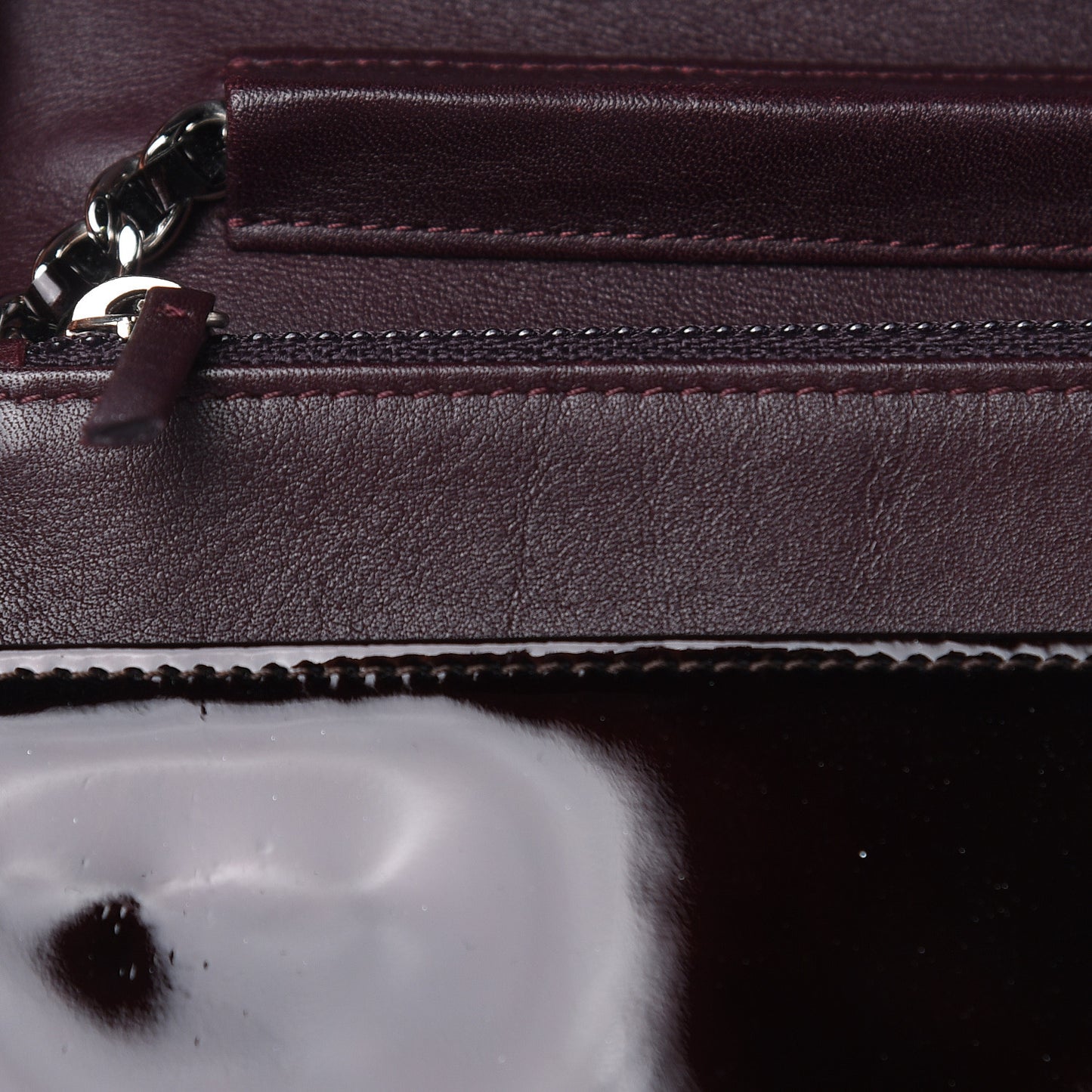 Patent Coco Cabas Wallet On Chain WOC Burgundy