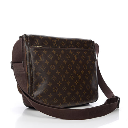Louis Vuitton Monogram Beaubourg MM Messenger Bag 2 of 10