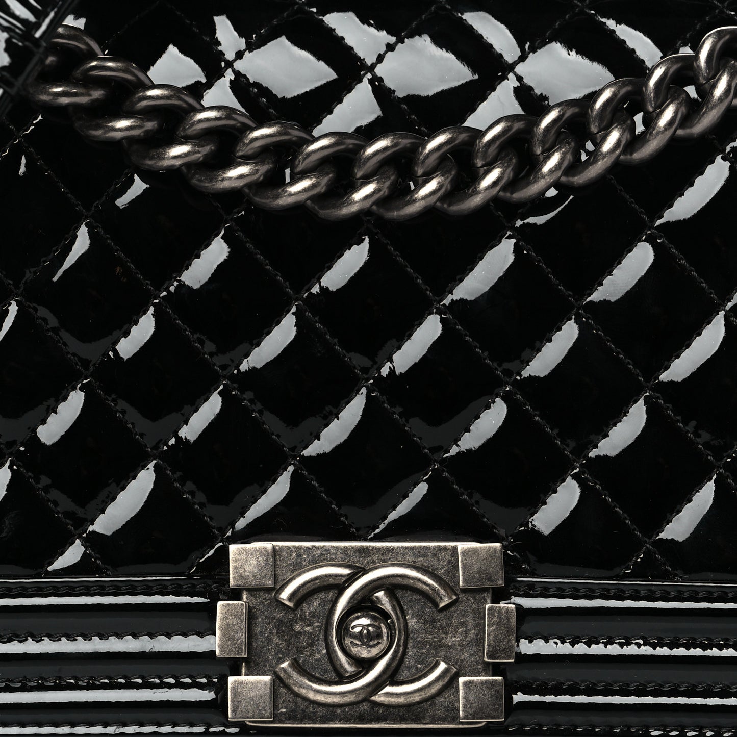 Patent Calfskin Quilted Medium Boy Flap Black