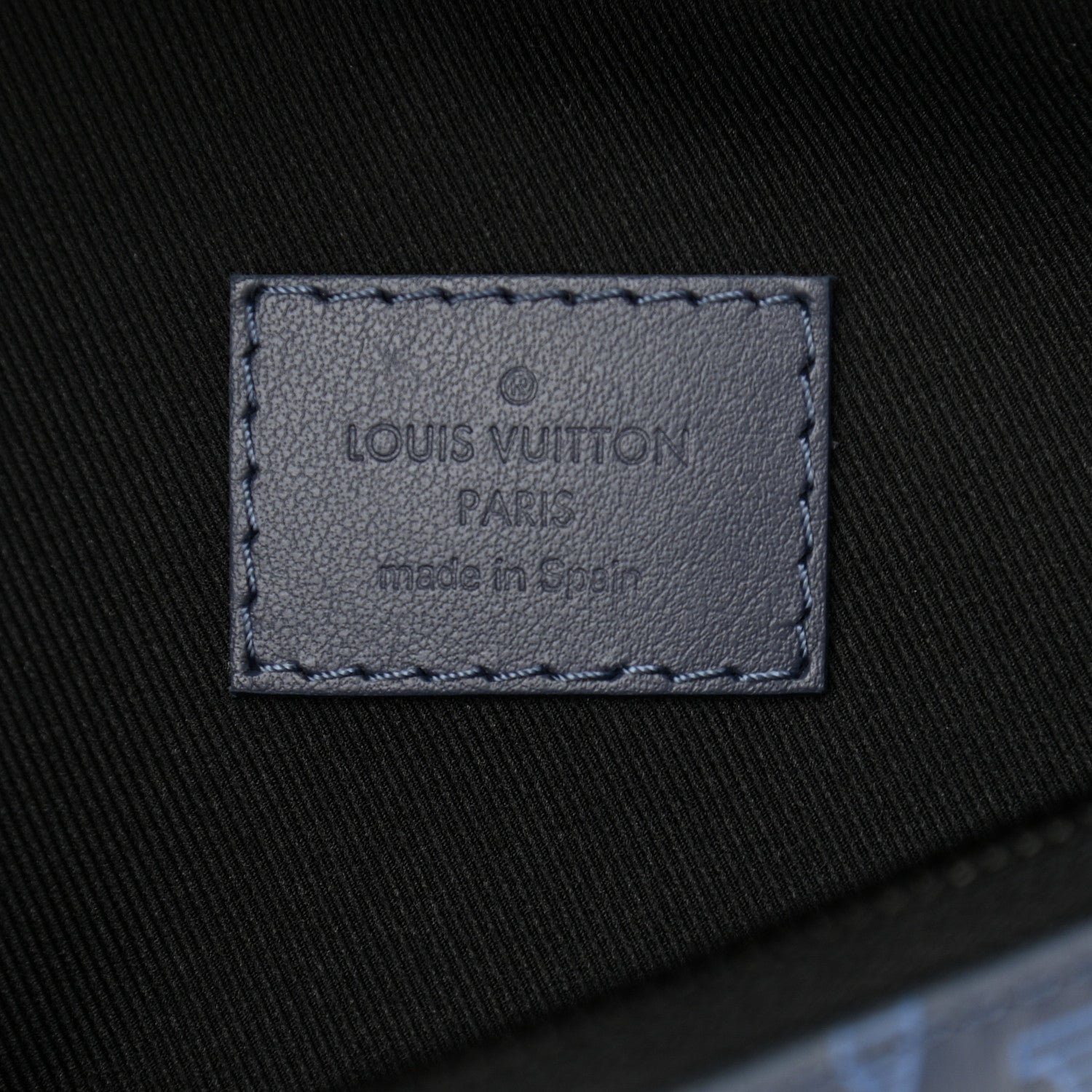 Louis Vuitton Calfskin Monogram Shadow Discovery Bumbag PM Navy Blue 5 of 10