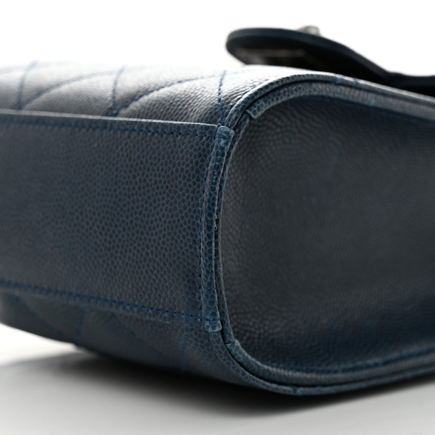 Caviar Quilted Extra Mini Wallet On Chain WOC Blue