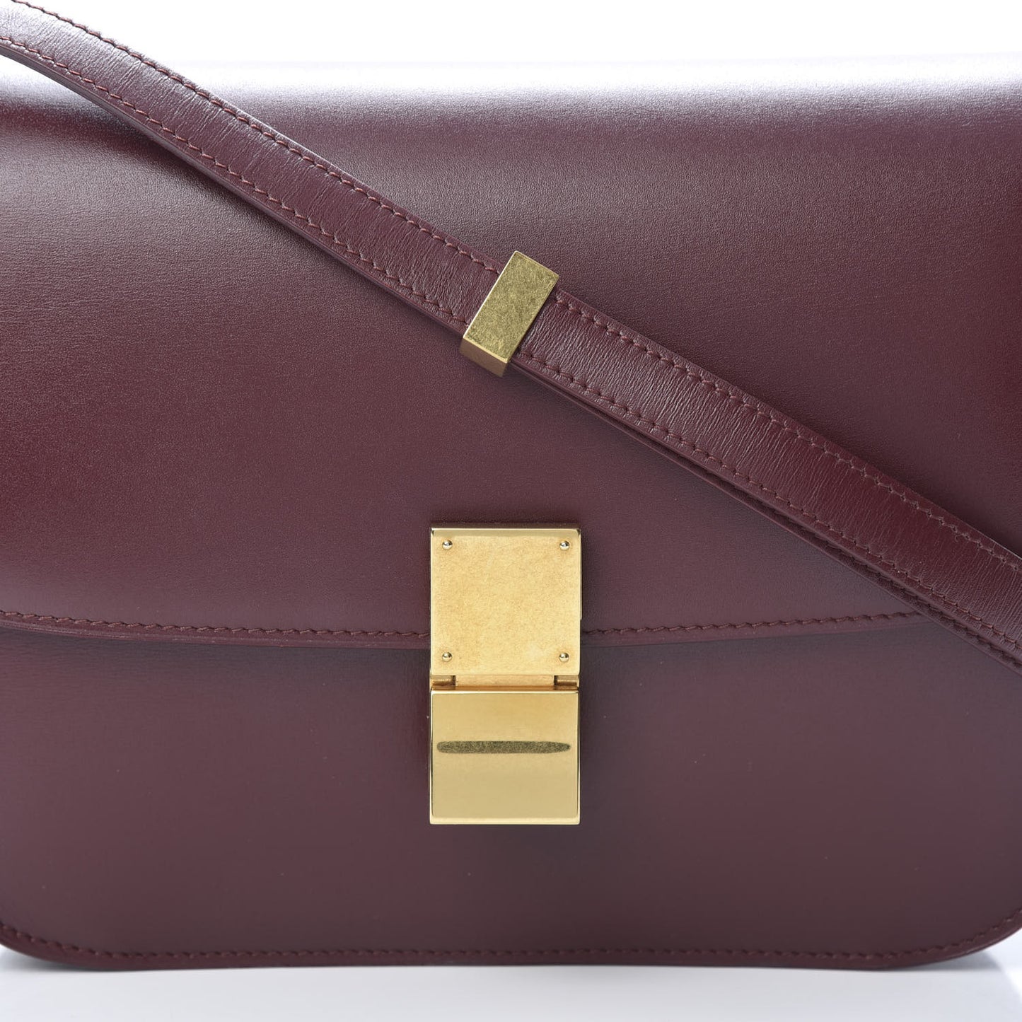 Box Calfskin Medium Classic Box Flap Bag Burgundy
