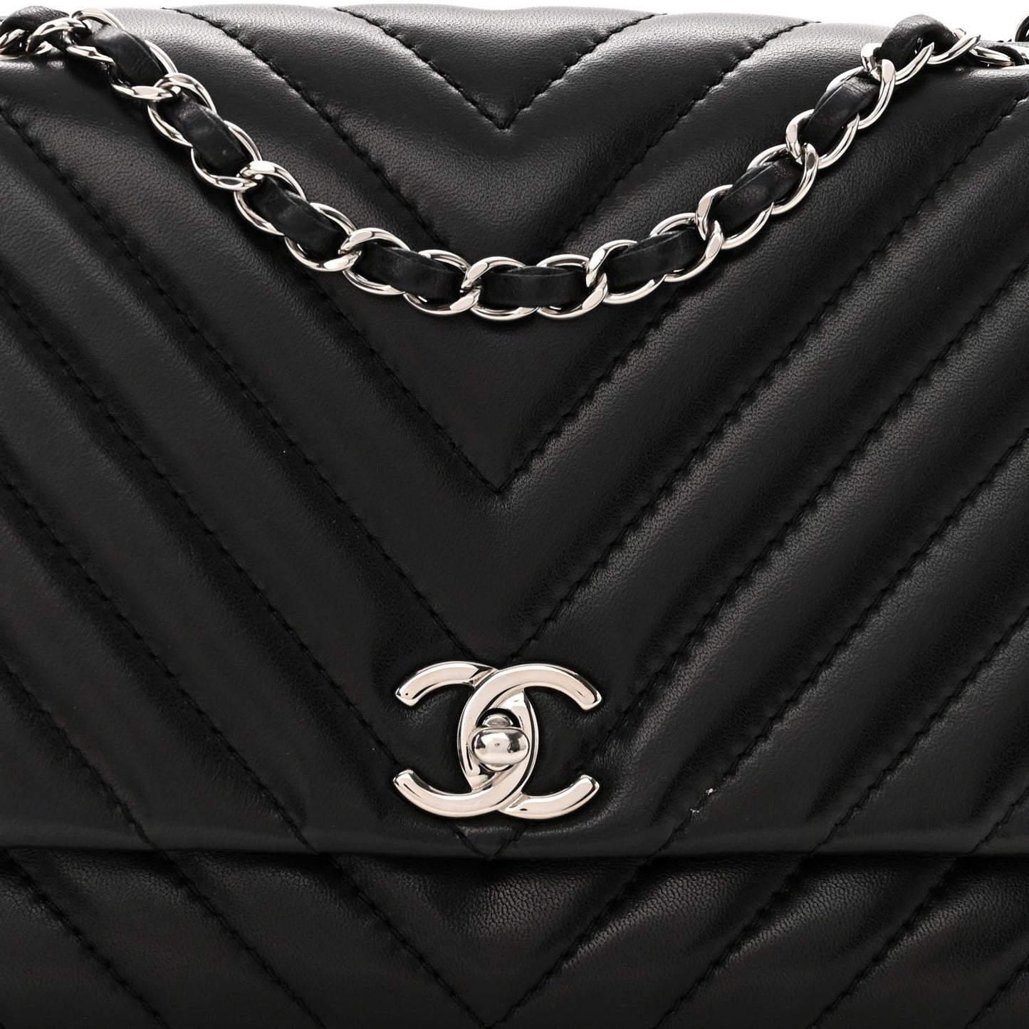 Lambskin Surpique Chevron Medium Single Flap Black