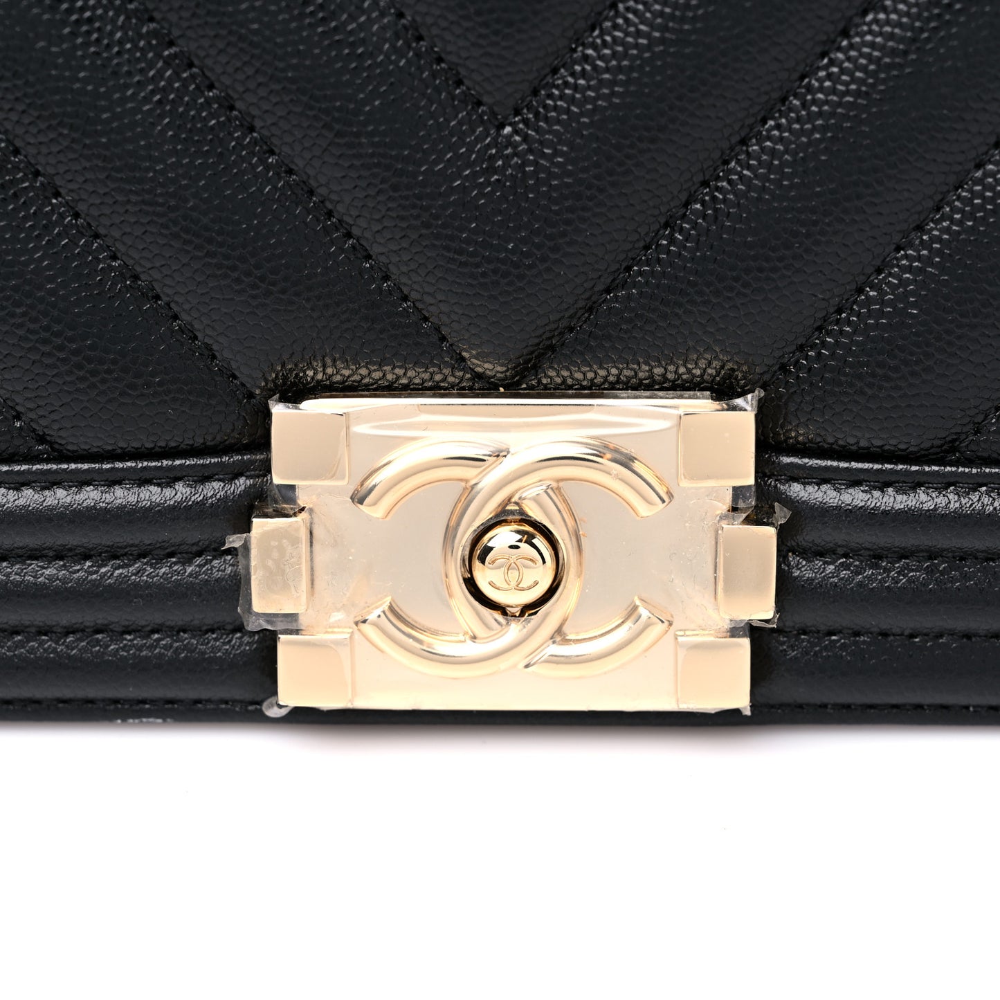 Caviar Chevron Quilted Medium Boy Flap Black