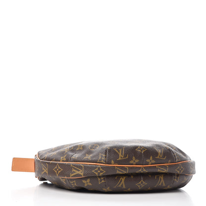 Louis Vuitton Monogram Croissant PM 4 of 14