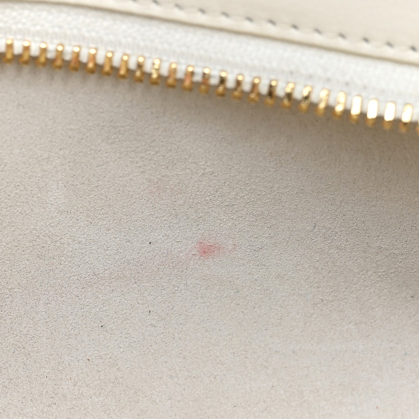Smooth Calfskin Cuir Triomphe Shoulder Bag White