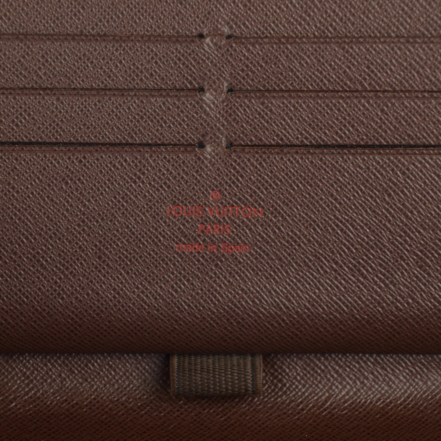 Damier Ebene Zippy Organizer Wallet
