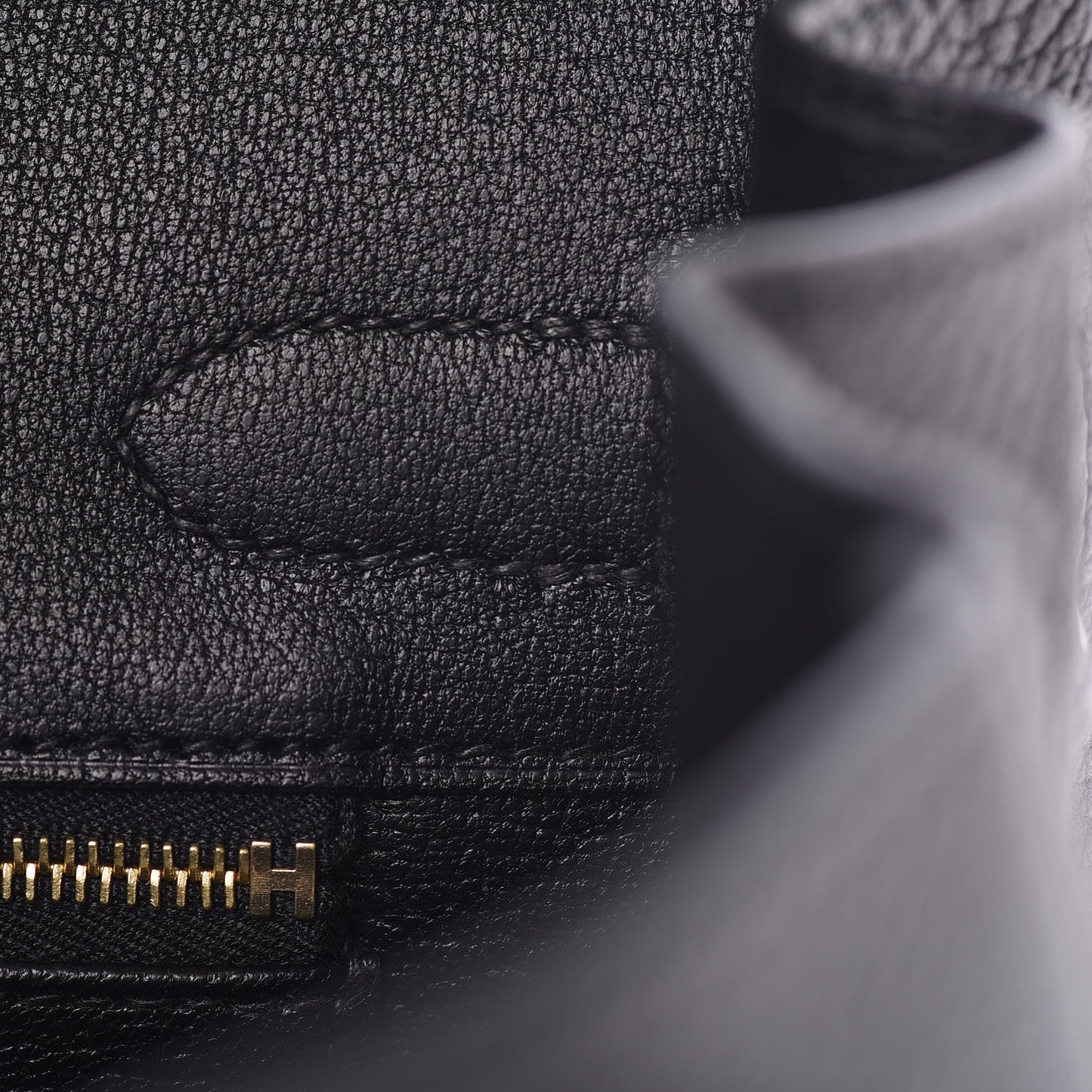 Togo Matte Alligator Birkin Touch 30 Black