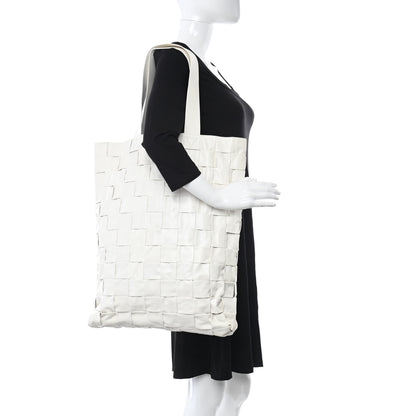 Bottega Veneta Calfskin Maxi Intrecciato Cassette Tote White 2 of 14