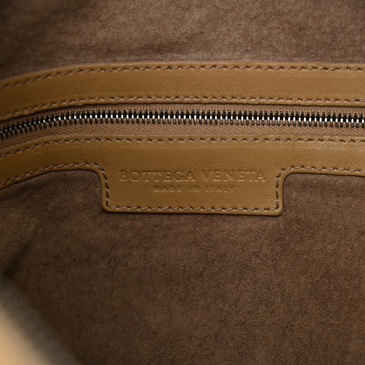 Nappa Intrecciato Medium Veneta Hobo Noce