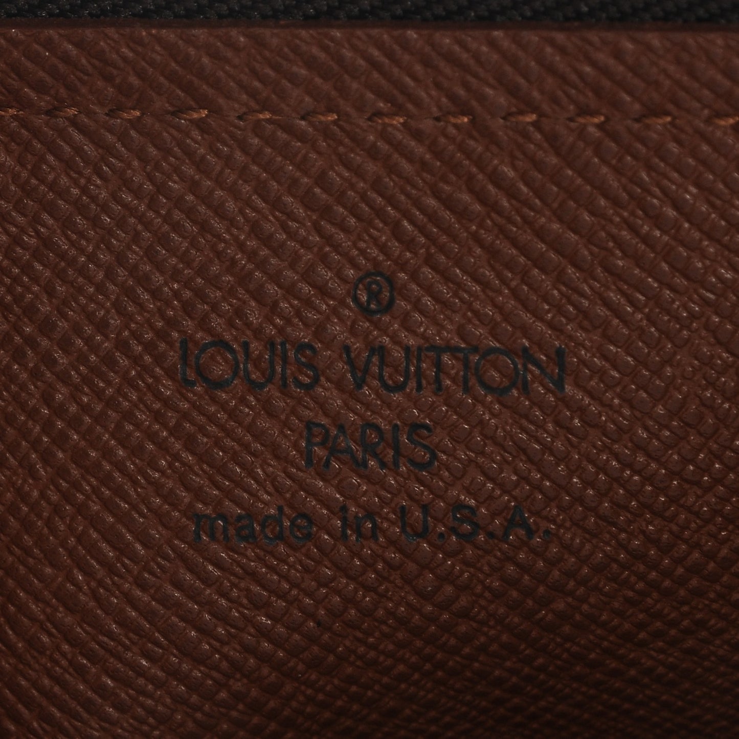 Monogram Papillon 26