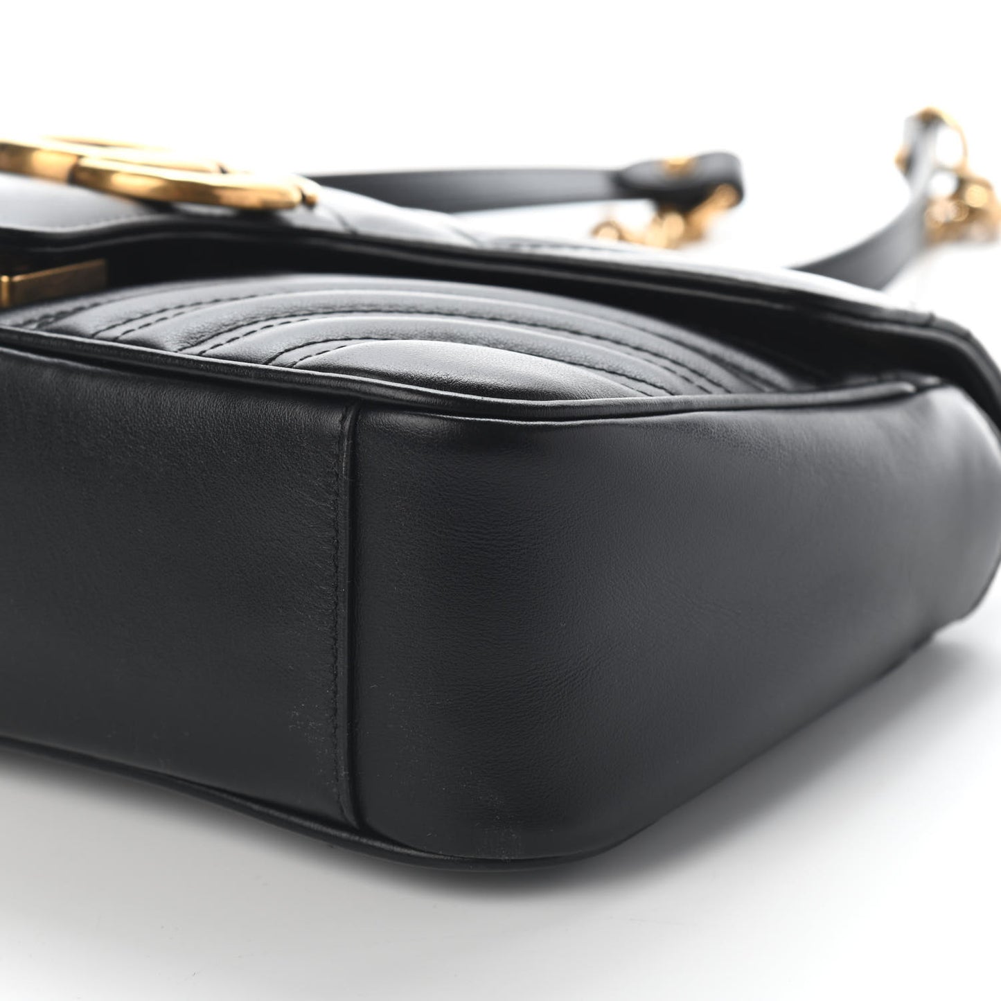 Calfskin Matelasse Small GG Marmont Shoulder Bag Black