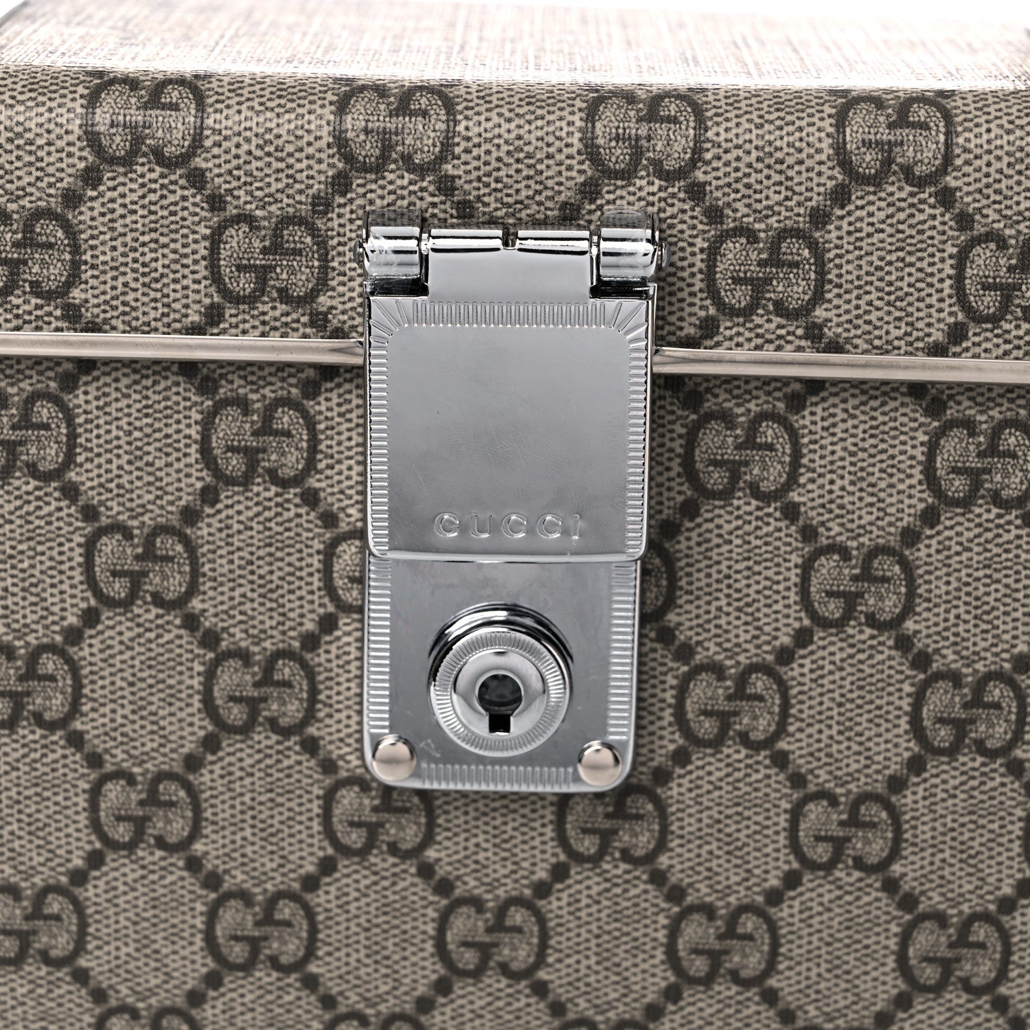 Gucci GG Supreme Monogram Globe-Trotter Beauty Case Brown 14 of 15