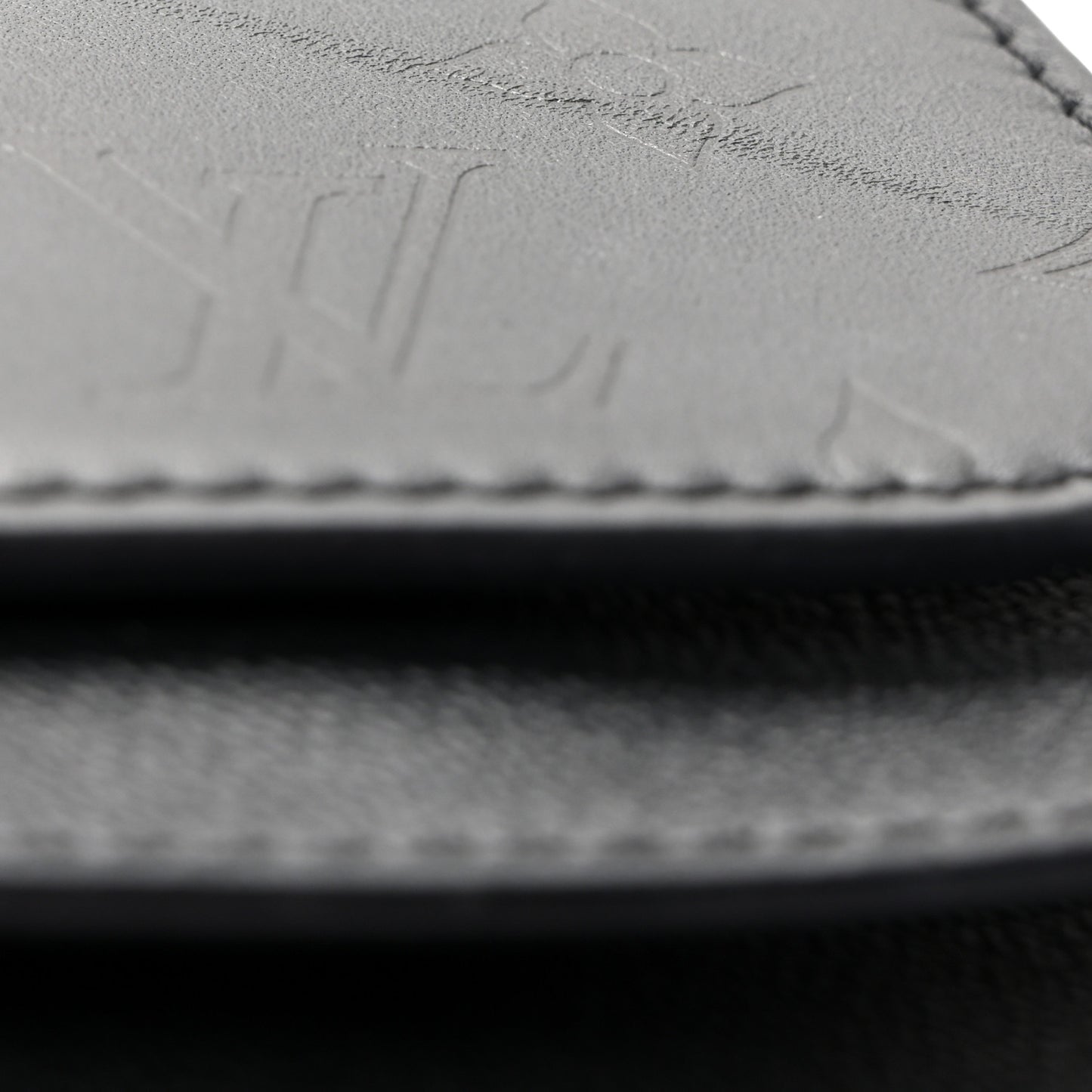 Calfskin Monogram Very Messenger Black