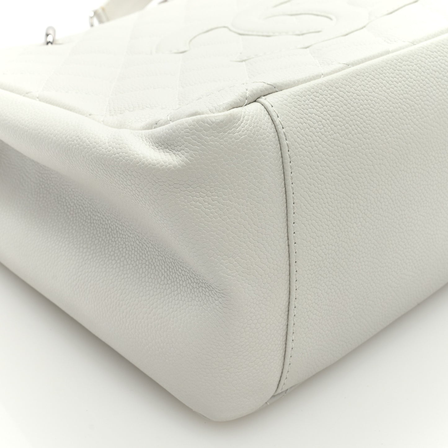 Caviar Quilted Grand Shopping Tote GST White