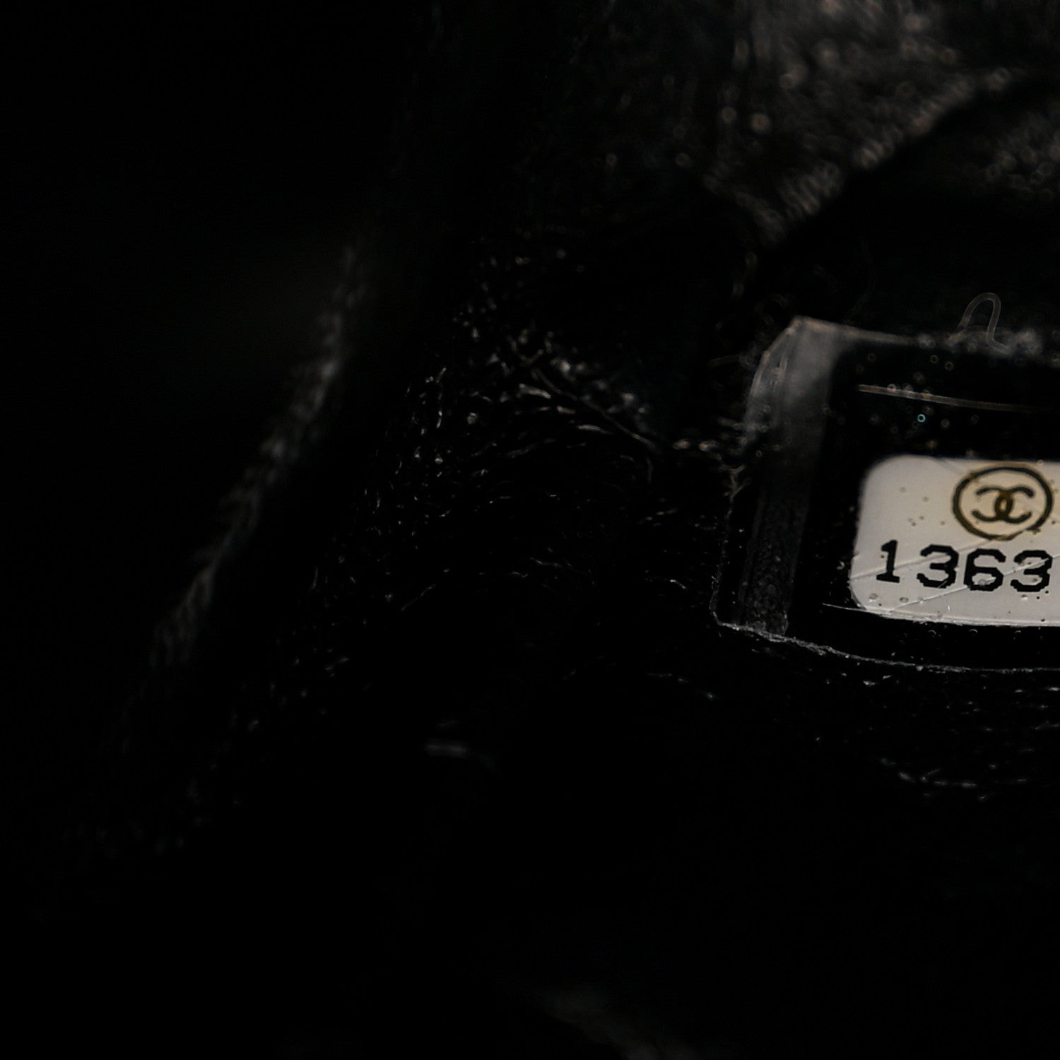 Chanel Caviar Quilted Jumbo Single Flap Black 7 of 10